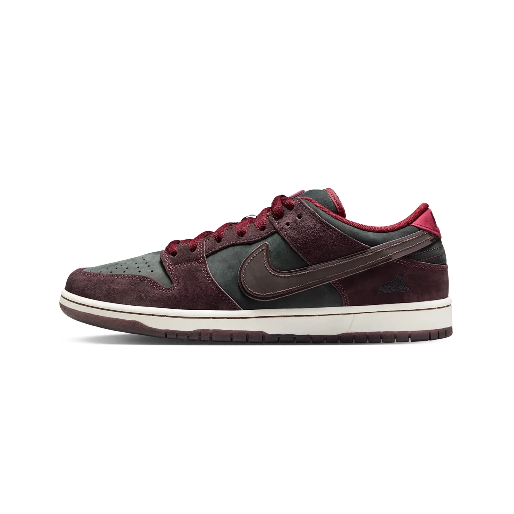Nike SB Dunk Low 'Riot Skateshop' (2025) Toe box
