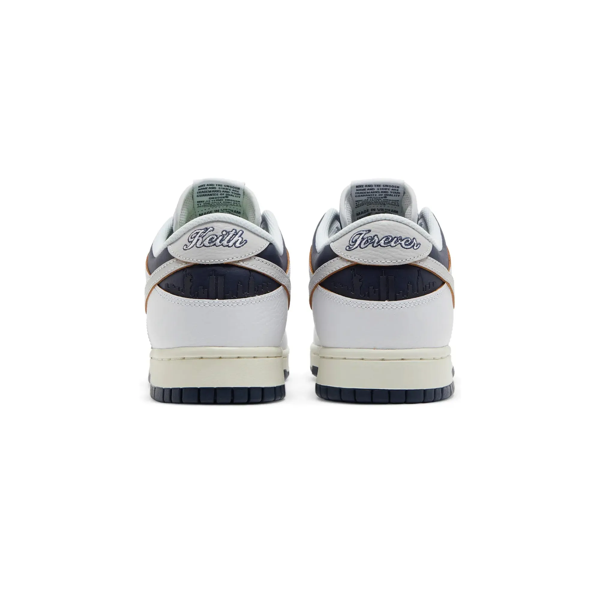 SB Dunk Low x HUF 'New York City' (2022) Clear Glow