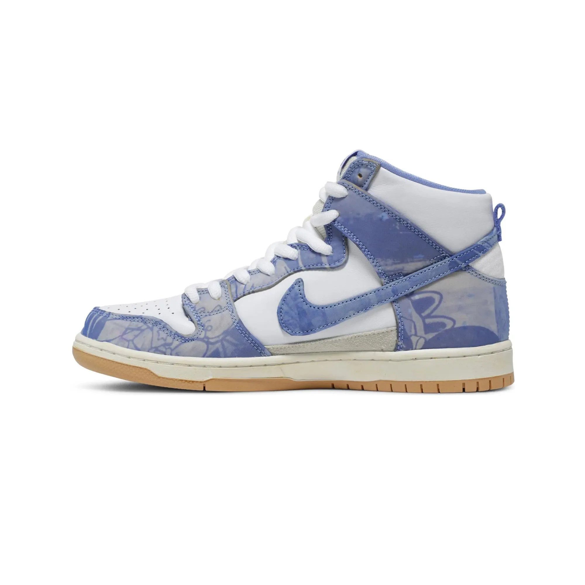 Dunk High SB x Carpet Company Grip Strong Versatile