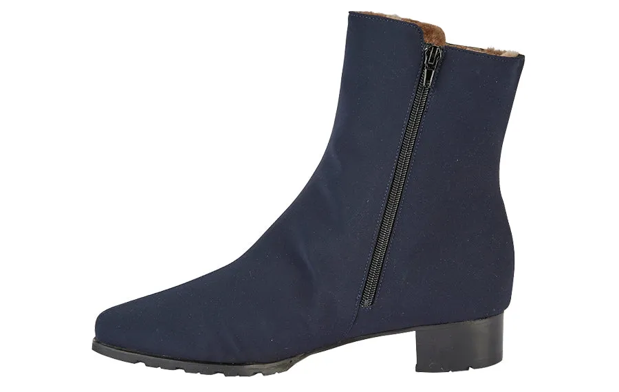 Br Moss Navy Sport Inspired Thermal Core City Walking