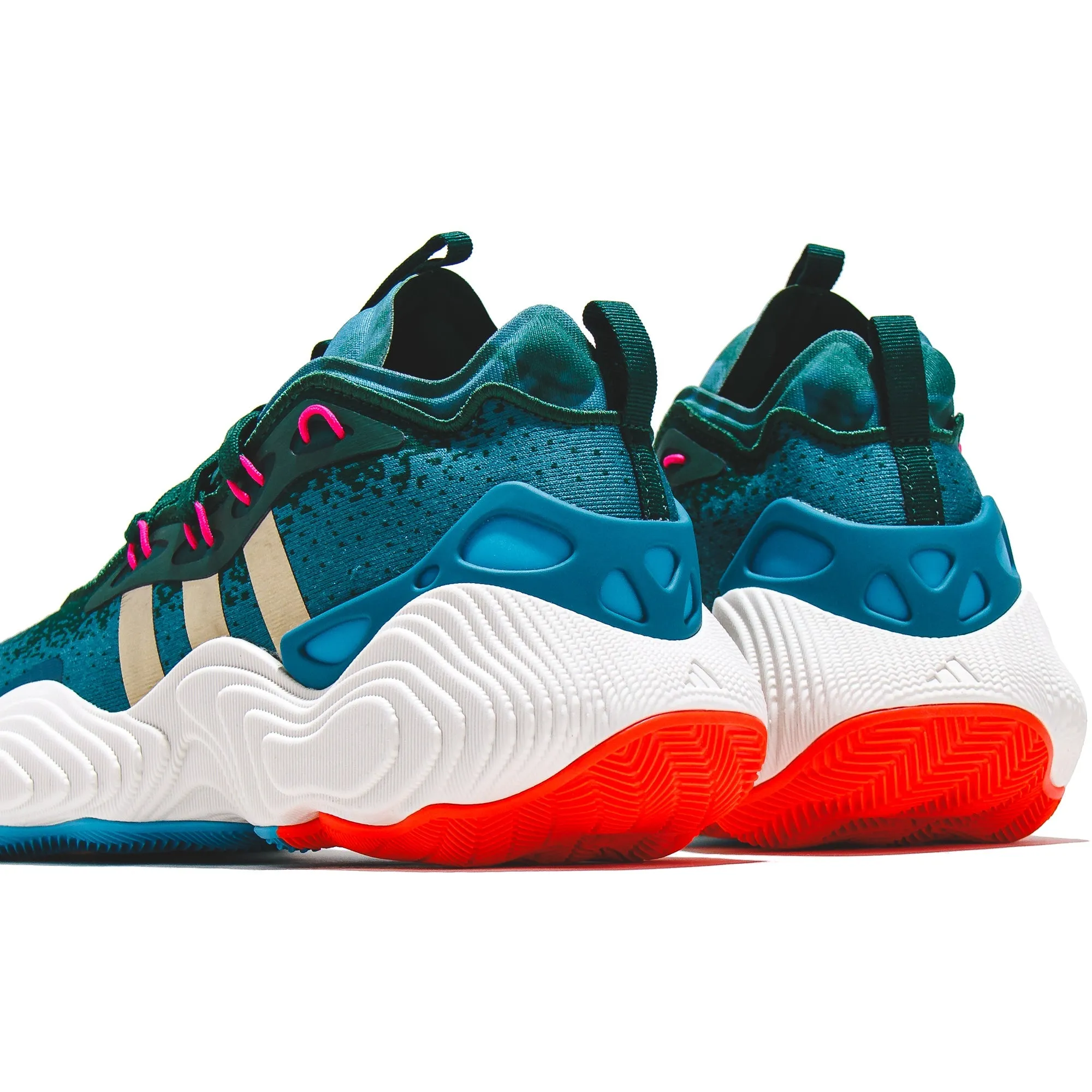 Color Play New York Adidas Basketball Men Trae Young 3 Green IE9301