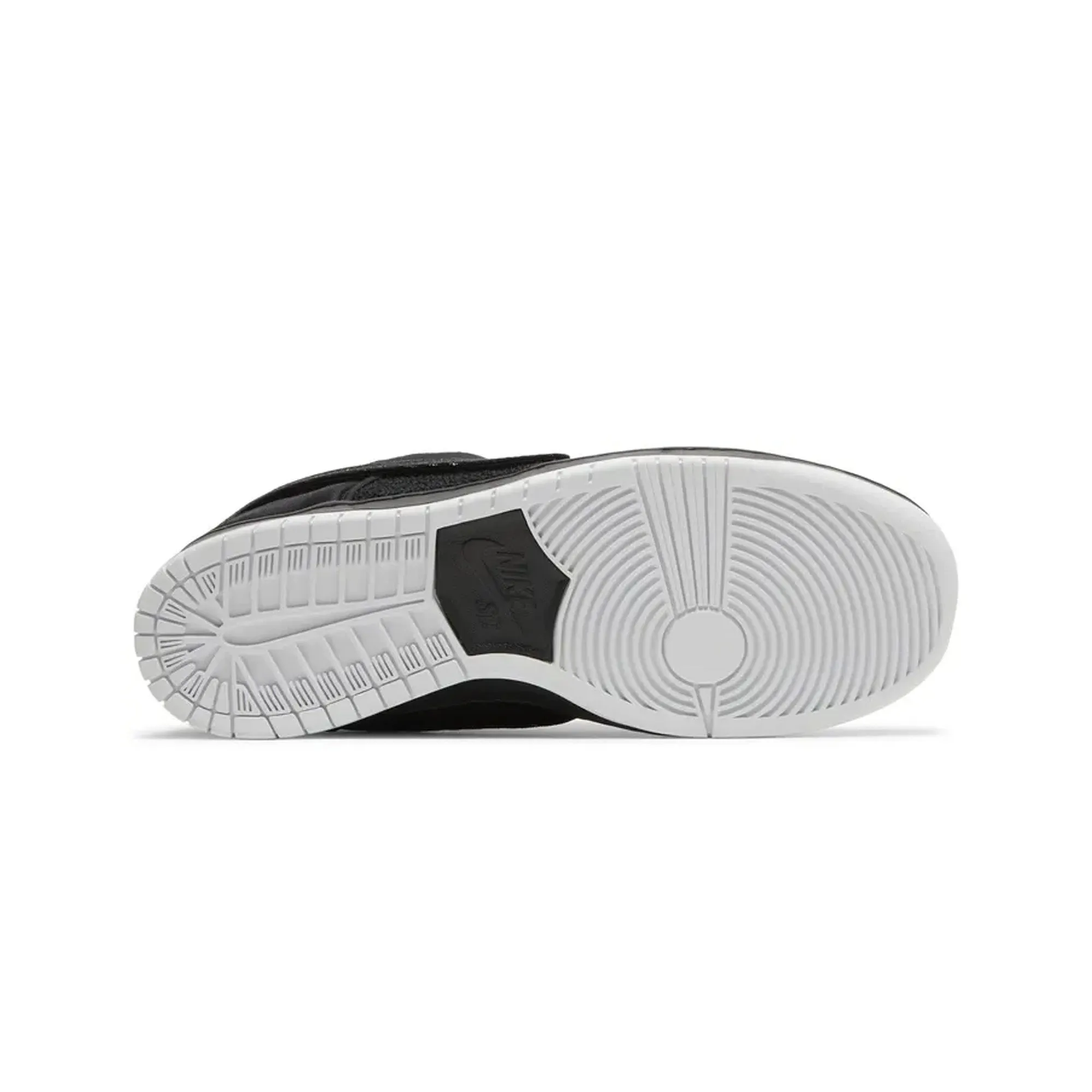 Nike SB Dunk Low x Gnarhunters 'Black' (2022) Ultra Light Airport Travel Match All