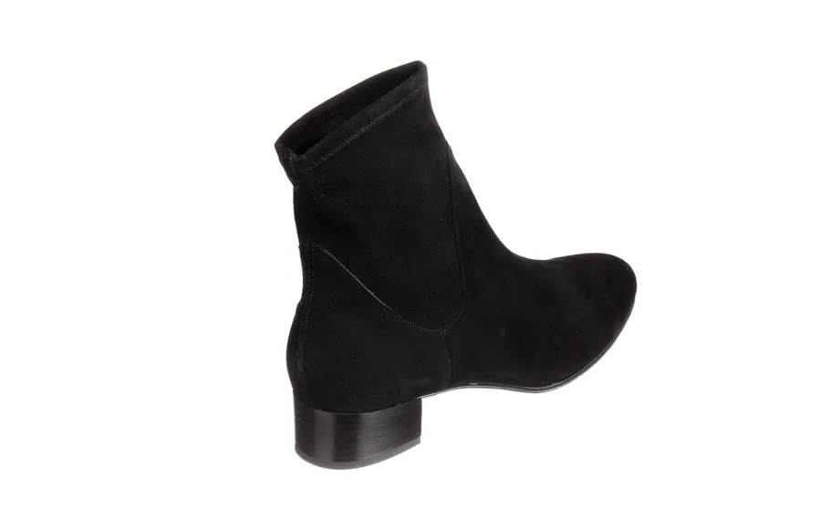 Br Softer Black Bootie Cut