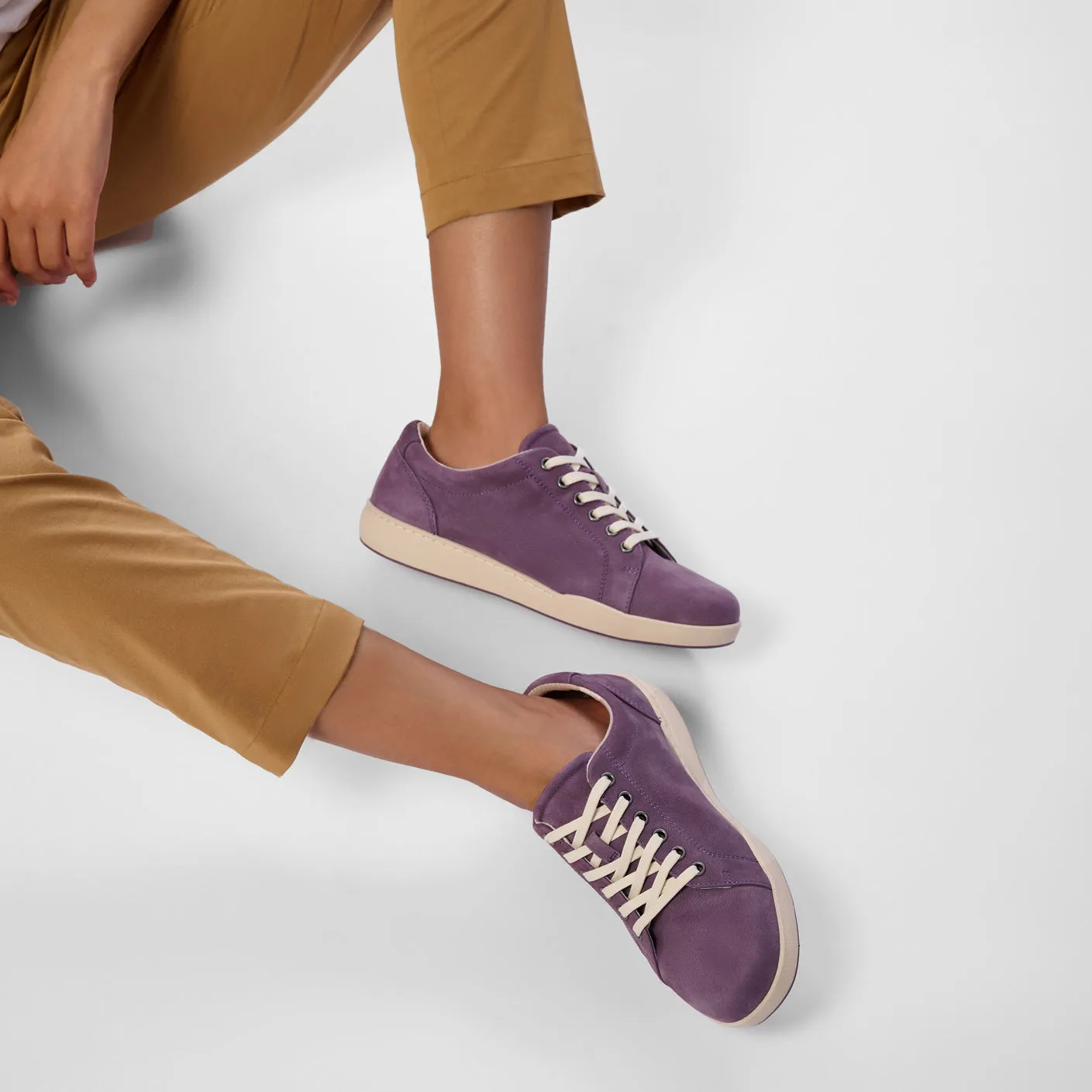 Indoor Daily Street Day Encore Sneaker Metatarsal