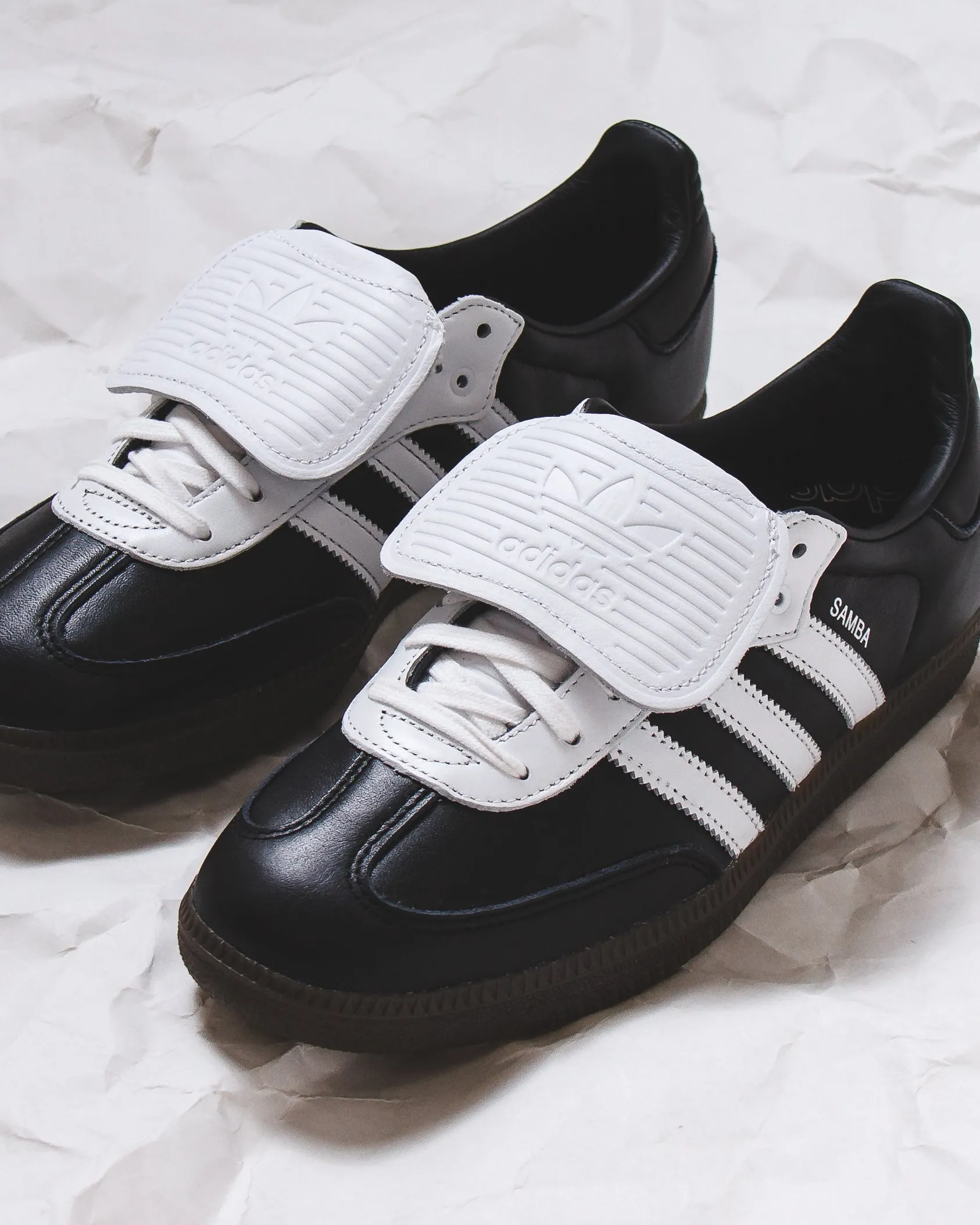 Pool Time Stretchable Material Adidas Men Samba LT Black JI3200