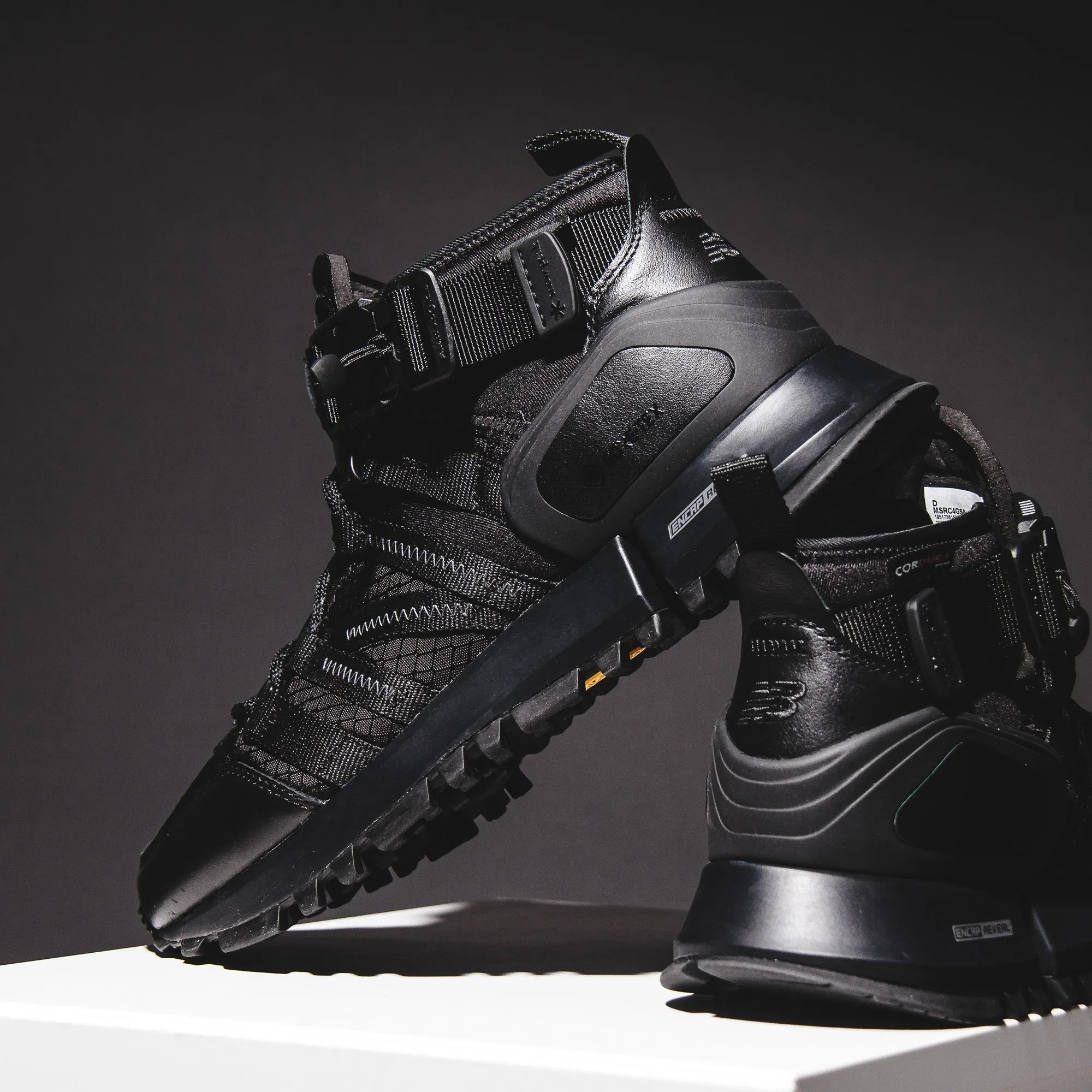 New Balance Men Tokyo Design R-C4 x Snow Peak Japan Gore-Tex Black Core MSRC4GSA Memory Foam Casual Wear