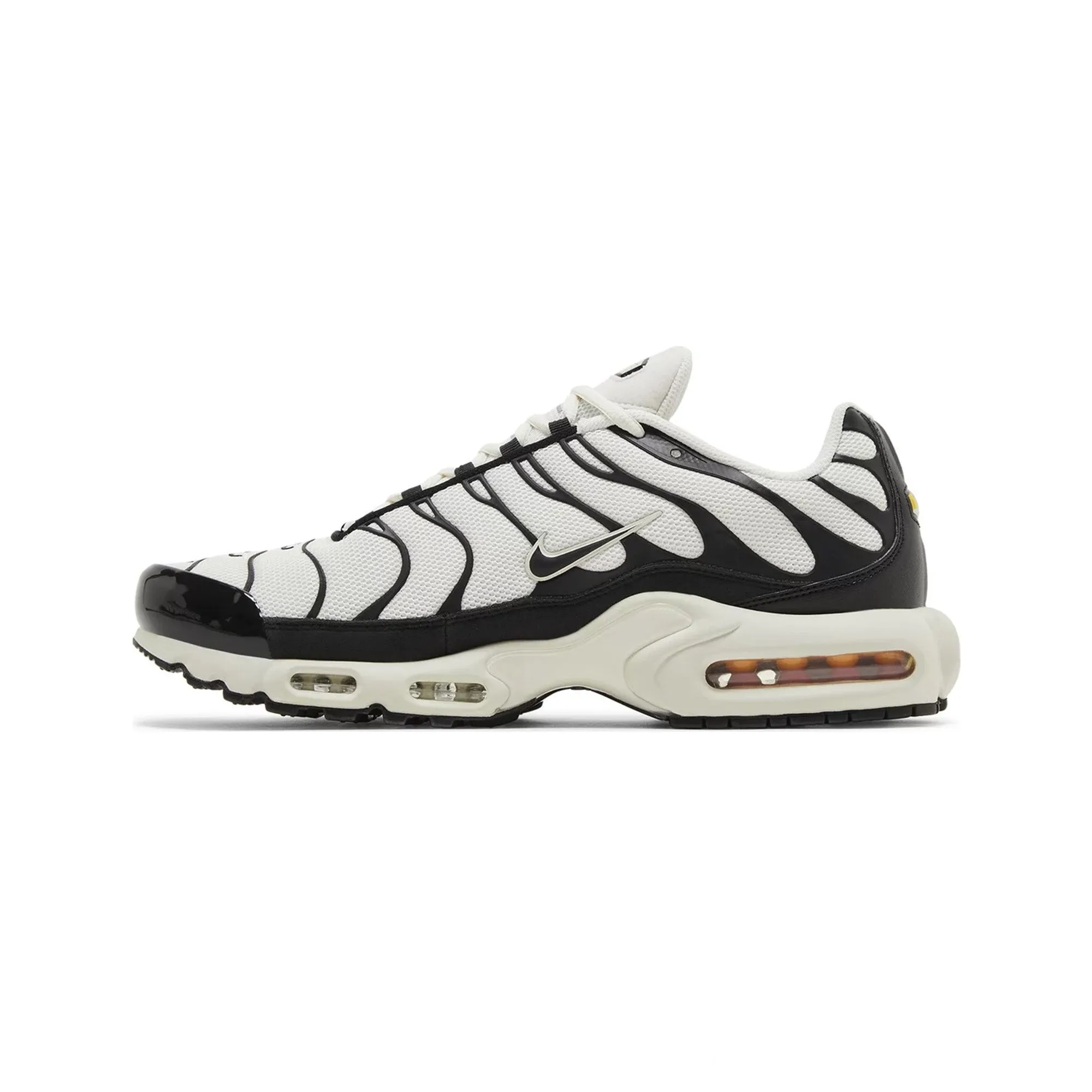 Nike Air Max Plus TN 'Panda' (2024) Curve Hug Every Step