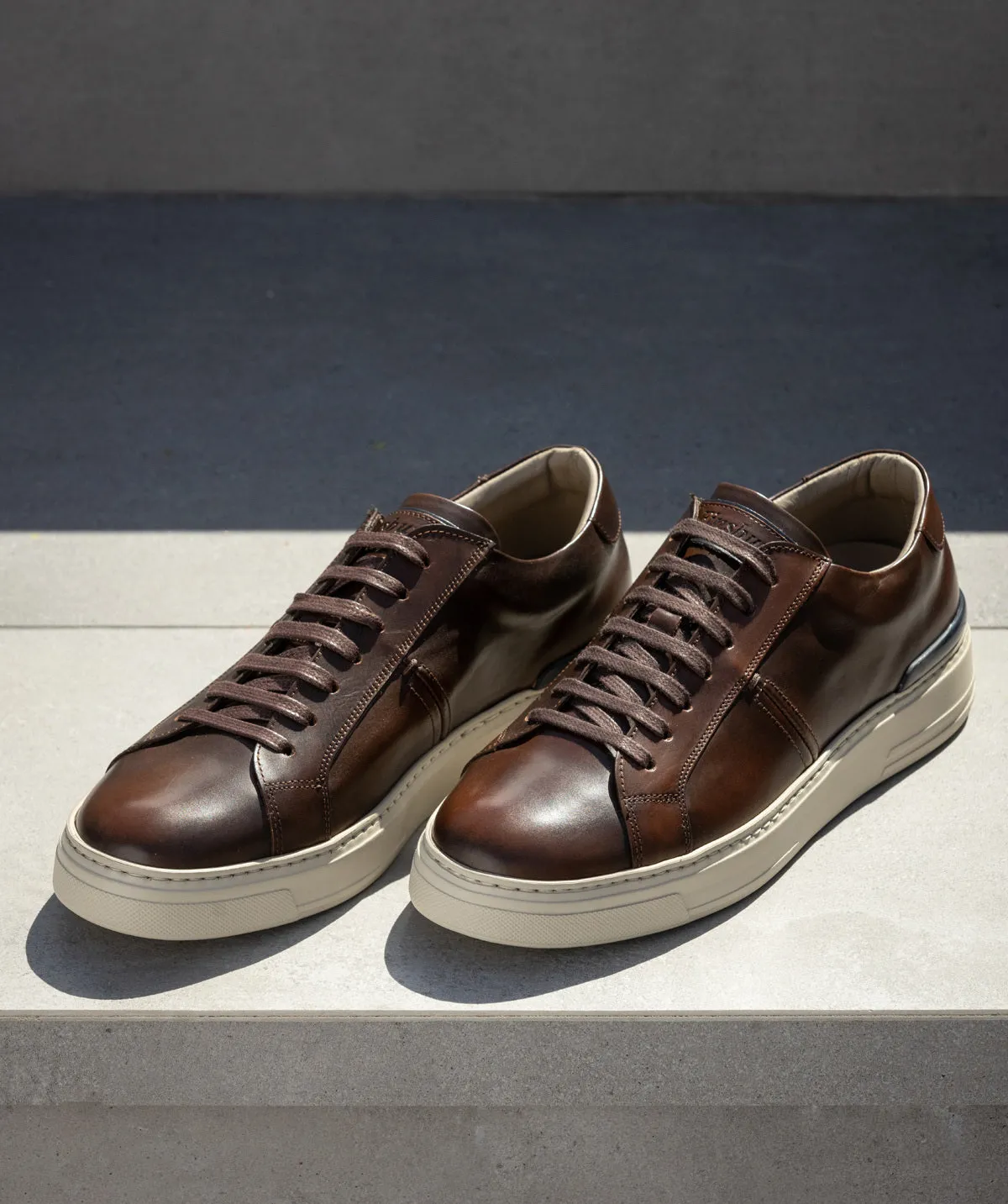 Moisture wicking Executive Look Sneakers RIVA Marron Patin