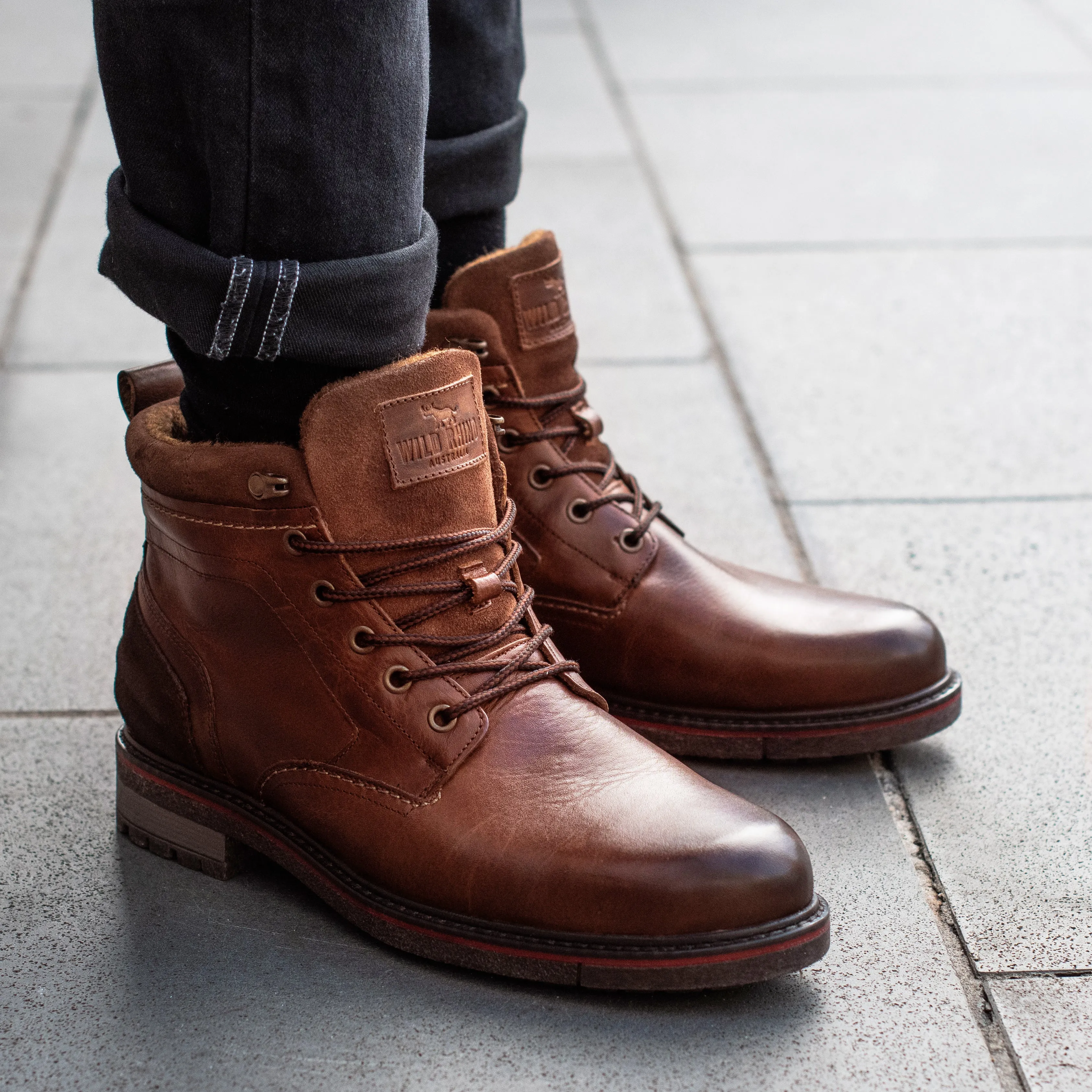 Redback Lace Up Boots Camel Breathable Urban Traveler