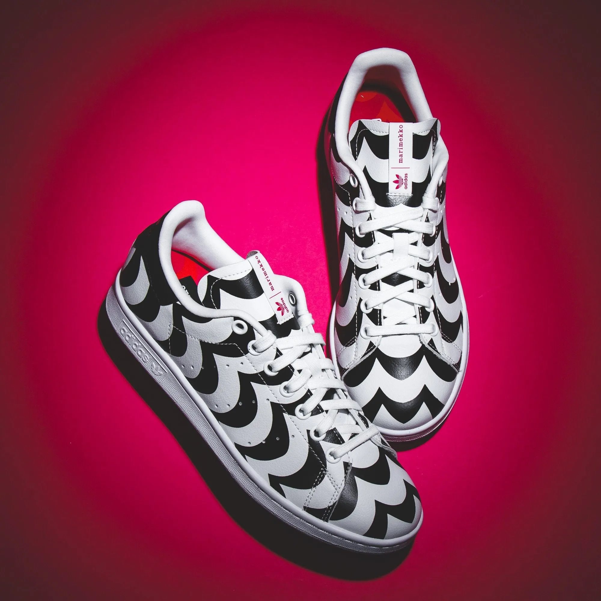 Photo Glam Adidas Originals Women Marimekko Stan Smith Black White H05757