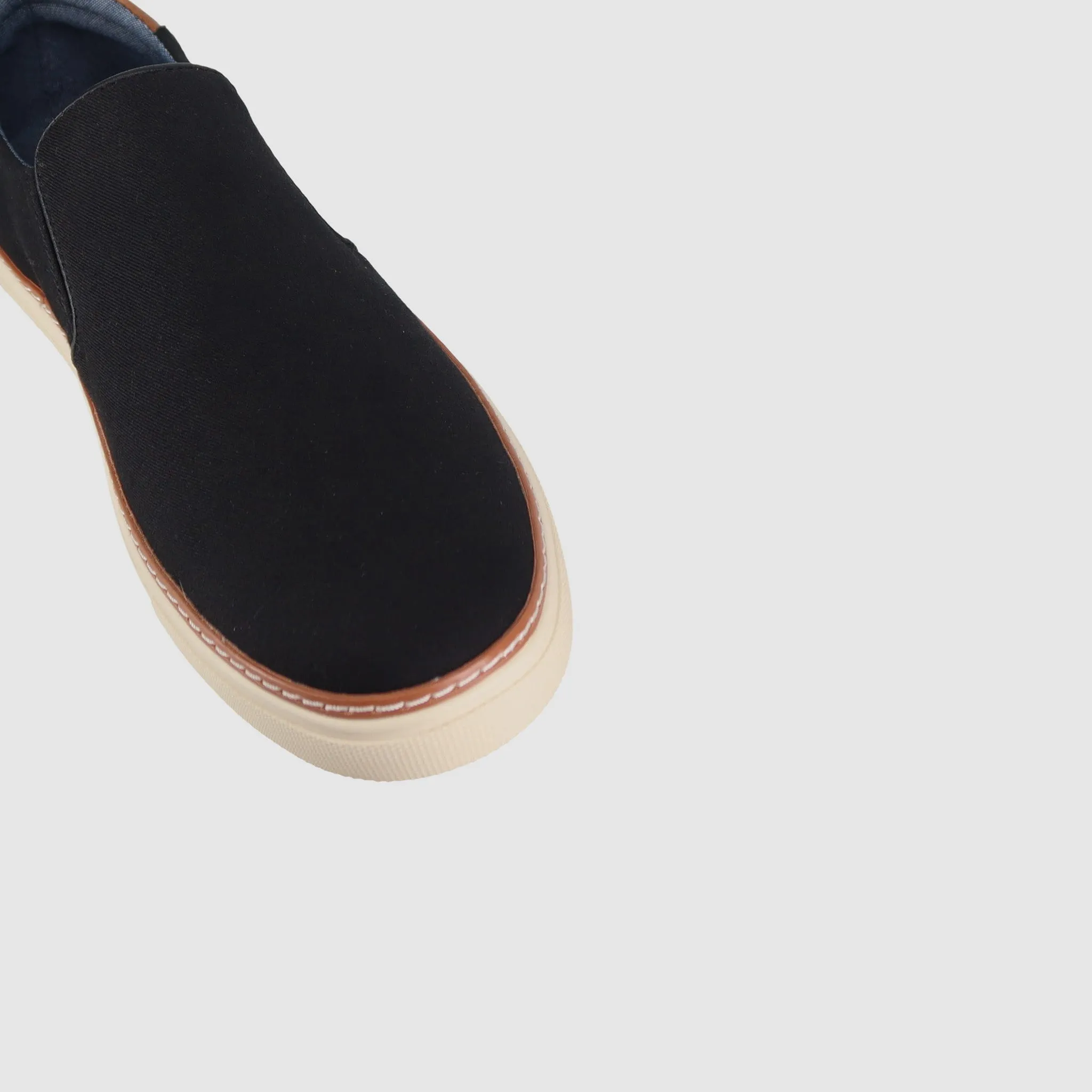 Simple Step-On Bradley Casual Shoes Black Stain Resistant