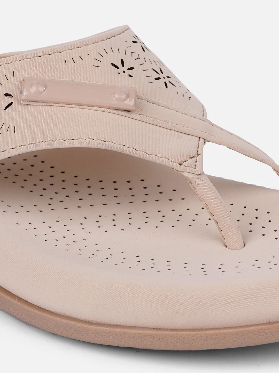 Breathable Footbed Women's Cream Thong Sandals (IU6009)
