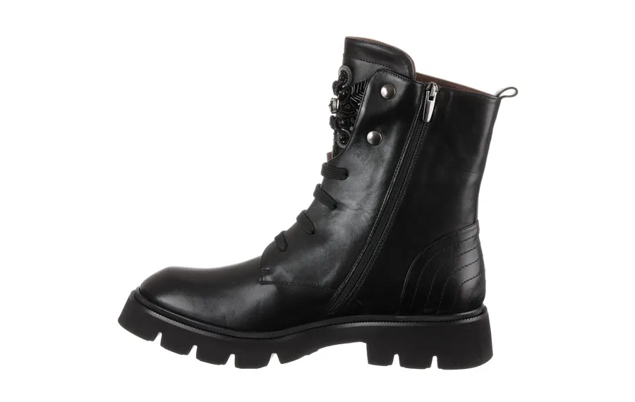 Eva Crown Black Lined interior Seamless Comfort Adventure Seeker