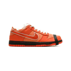 Comfort Stand Nike SB Dunk Low x Concepts 'Orange Lobster' (2022)