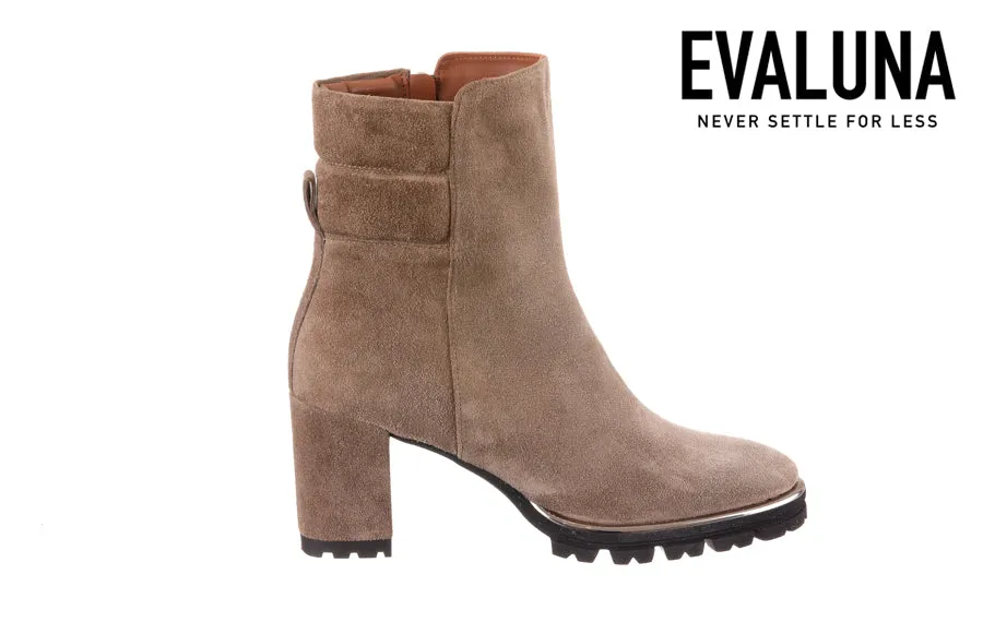 Waterproof Weekend Wanderer Eva Rhino