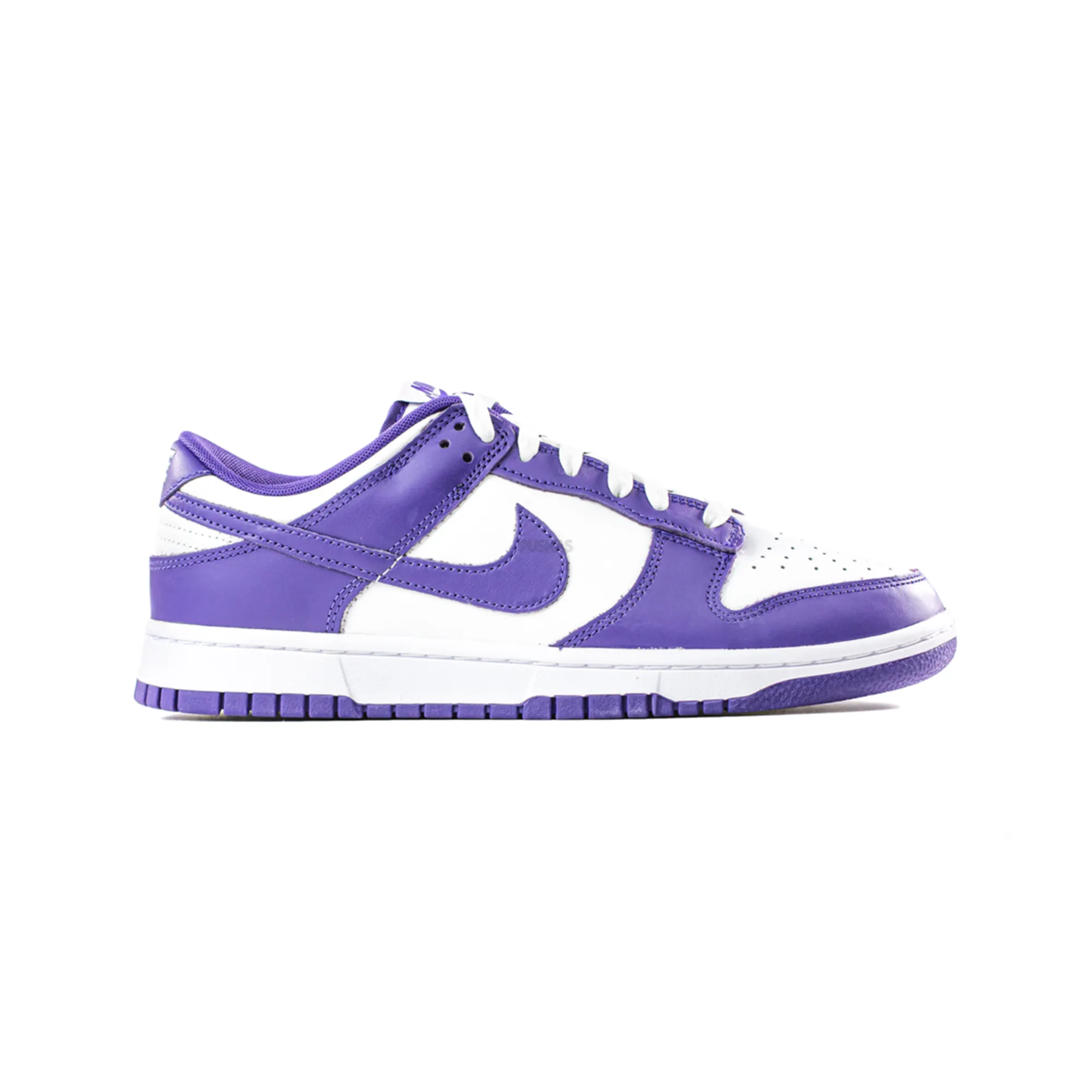 Stretch Fabric Weekend Trip Nike Dunk Low 'Championship Court Purple' (2022)