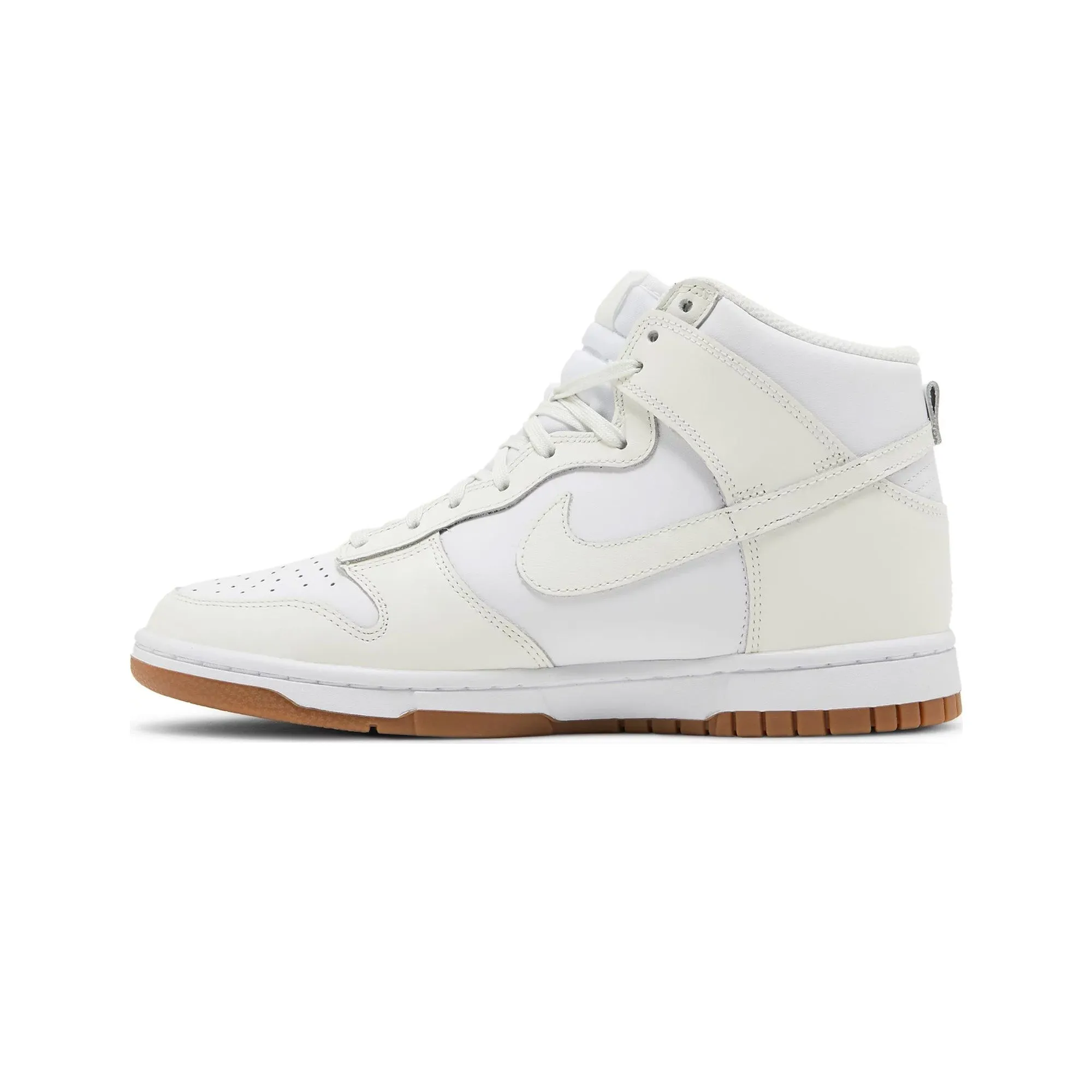 Zip Fast Indoor Nike Dunk High 'Sail Gum' Women's (2021)