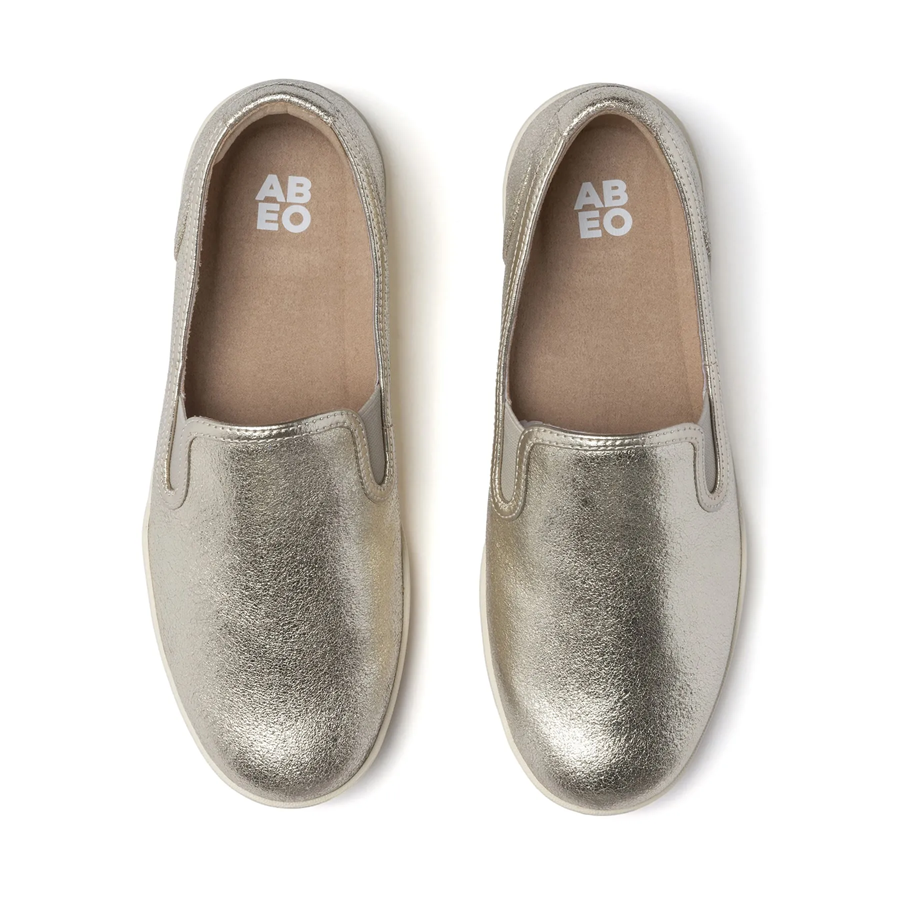 Comfortable toe box Minimal Touch Encore Slip On