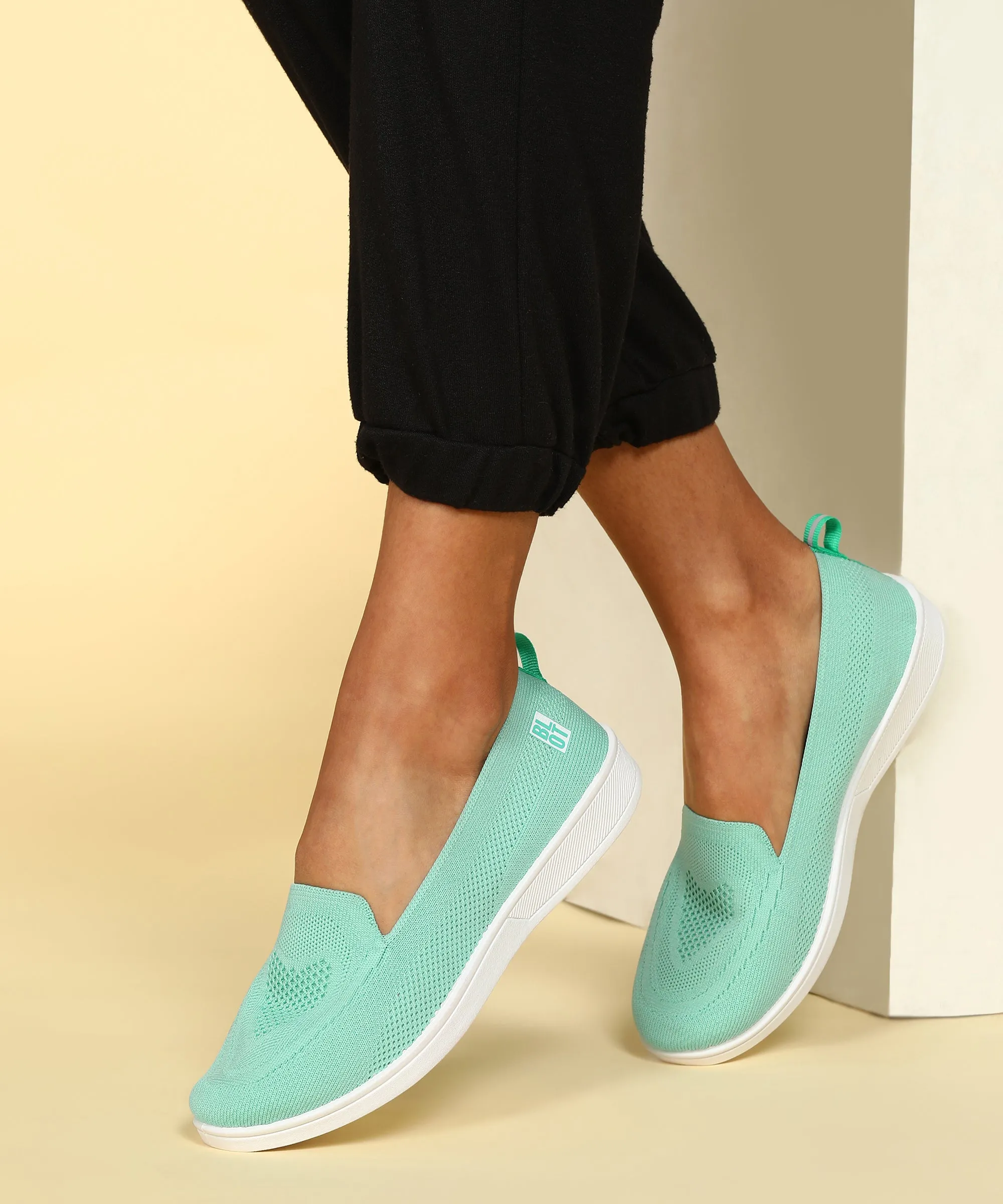 Paragon Blot PVK1008L Women Casual Shoes | Sleek & Stylish | Latest Trend | Casual & Comfortable | For Daily Wear Rain Step TPU Stability