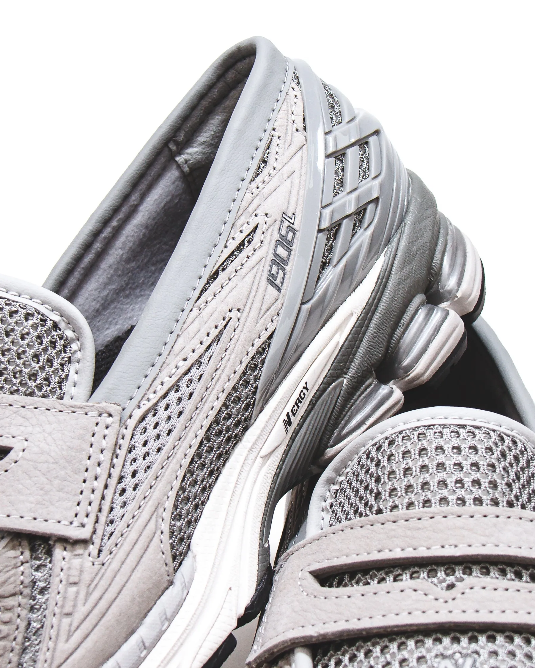 New Balance Unisex 1906L Raincloud Slate Grey U1906LGR Pastel tone Rock Path