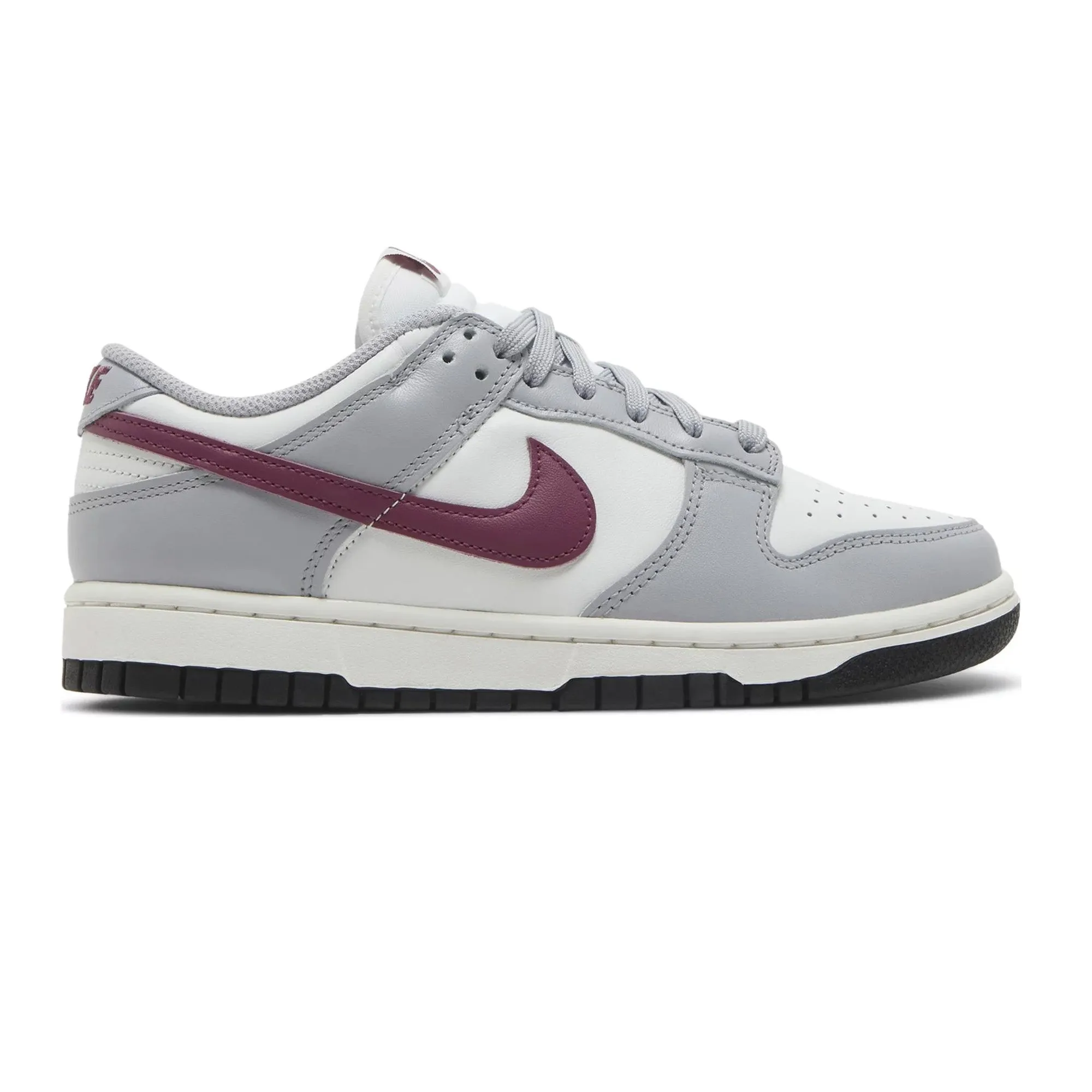 Dunk Low 'Pale Ivory Redwood' W (2022) Air Boost