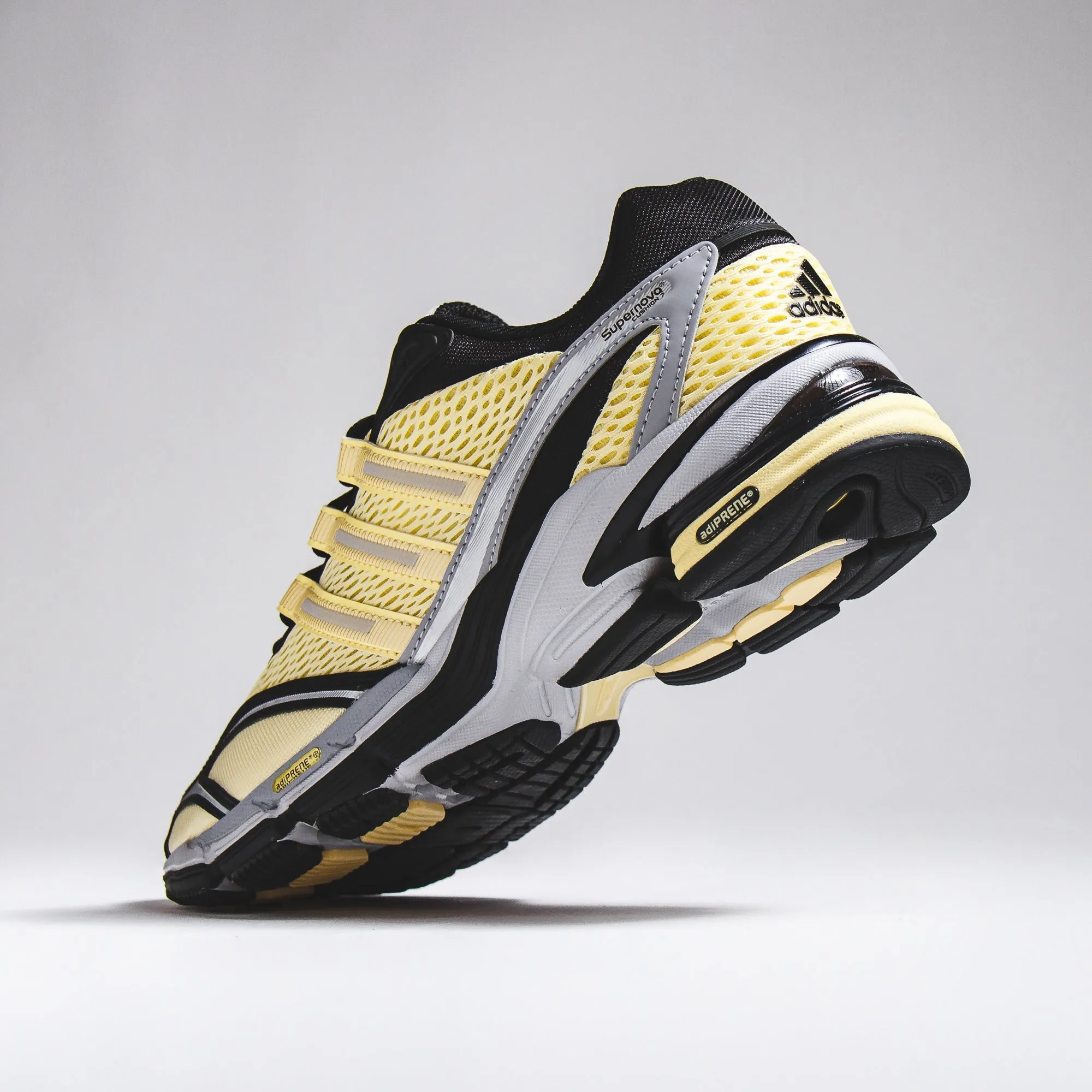 Grip Strong Any Path Adidas Originals Men Supernova Cushion 7 Yellow Black GW6785