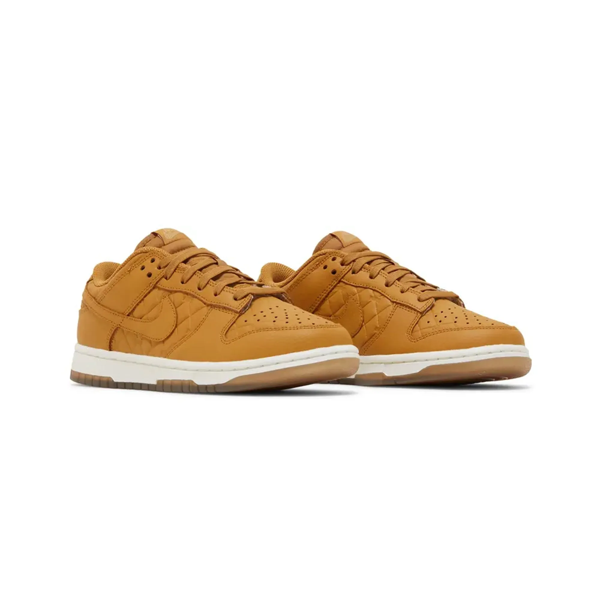 Nike Dunk Low Quilted 'Wheat' W (2022) Deep Shade Comfort Outsole