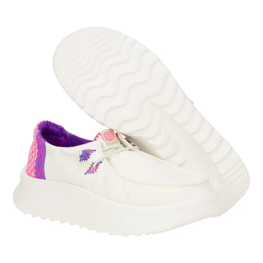 Wendy Peak Chambray Woven - White/Pink On Trend