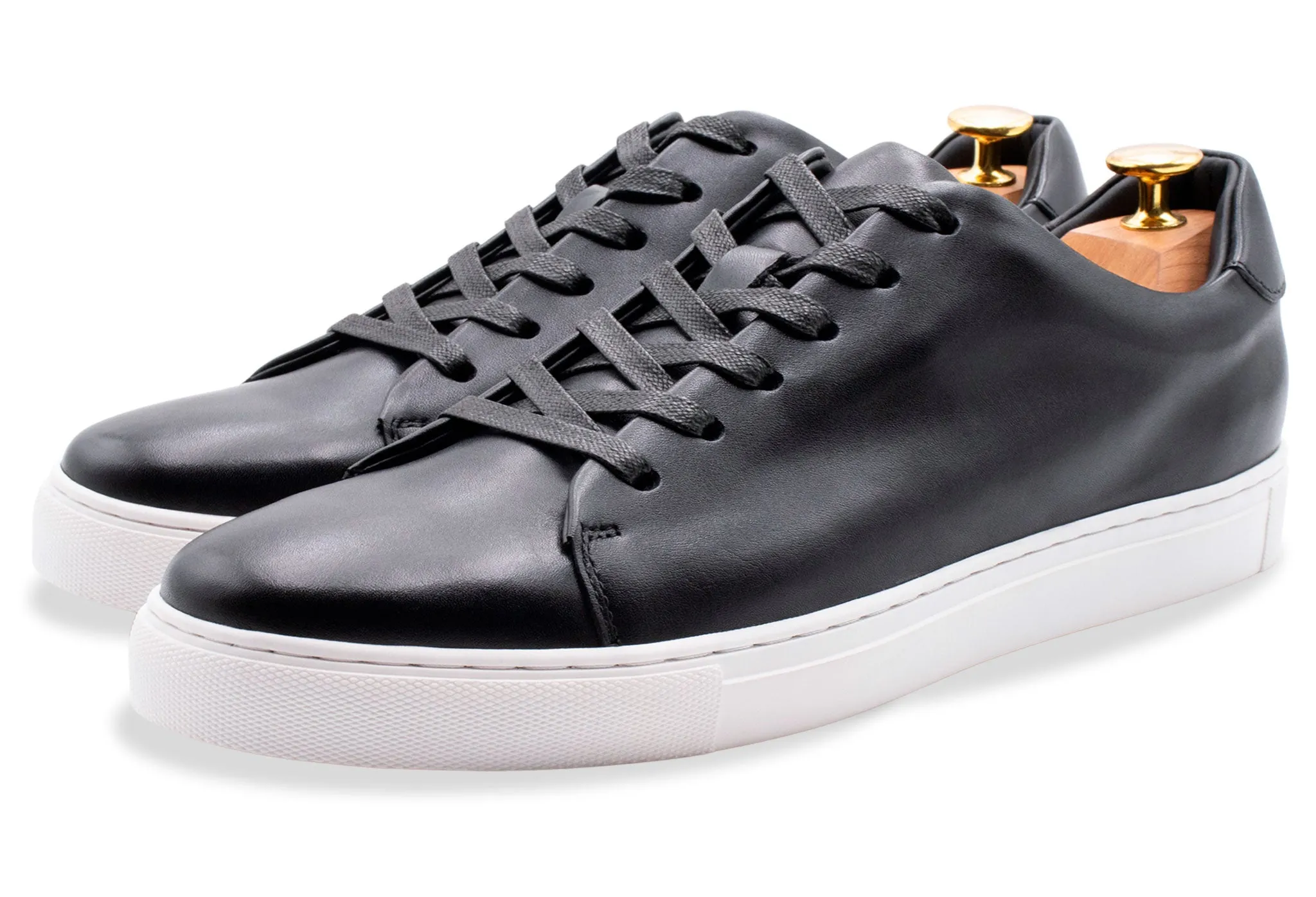 Loreto Black Blanc Sneakers Ventilated Mesh Travel Enthusiasts Work