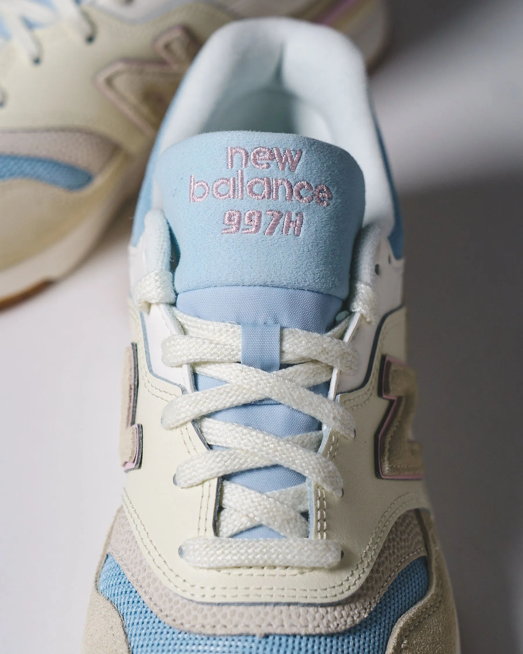 Sweat Resistant Standing Workers New Balance Women 997H CW997HZF