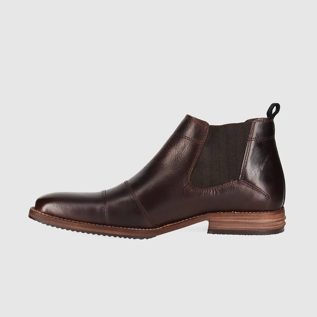 Fine Stitching Statement Piece Jonah Chelsea Boots Dark Brown
