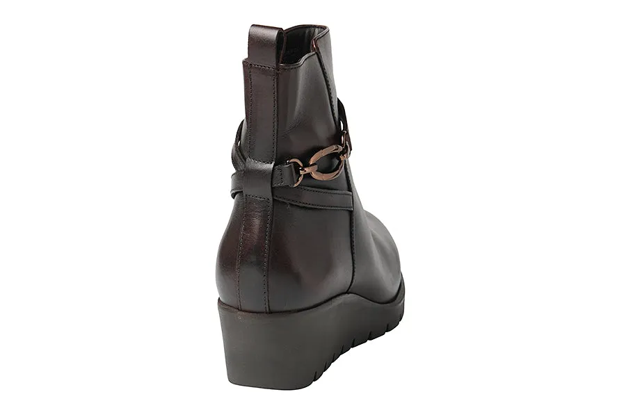 Everyday Style Smooth Surface ARA CLIFFHANGER