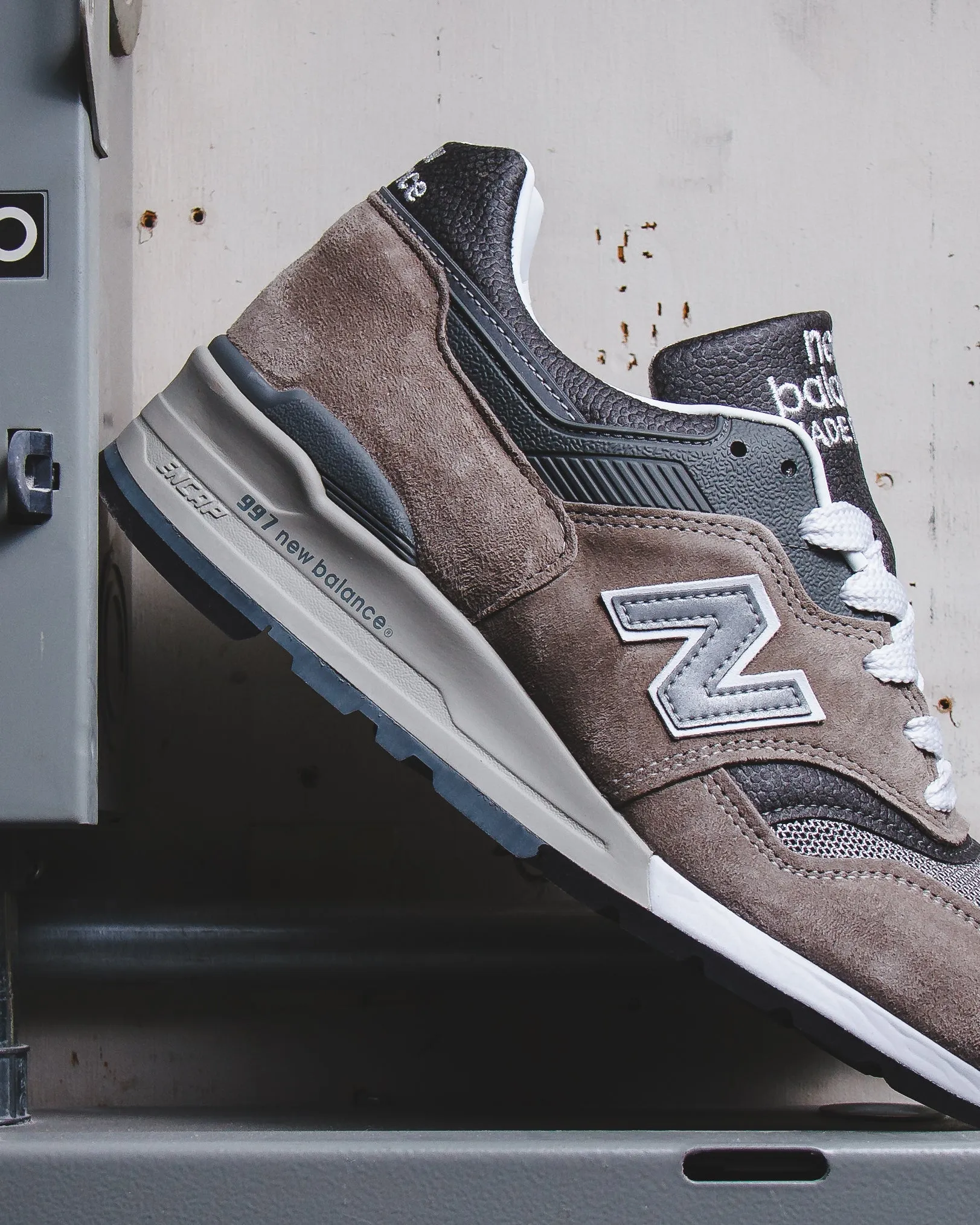 New Balance Unisex MADE in USA 997 Gray U997GY night walk