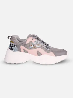 SNEAKER