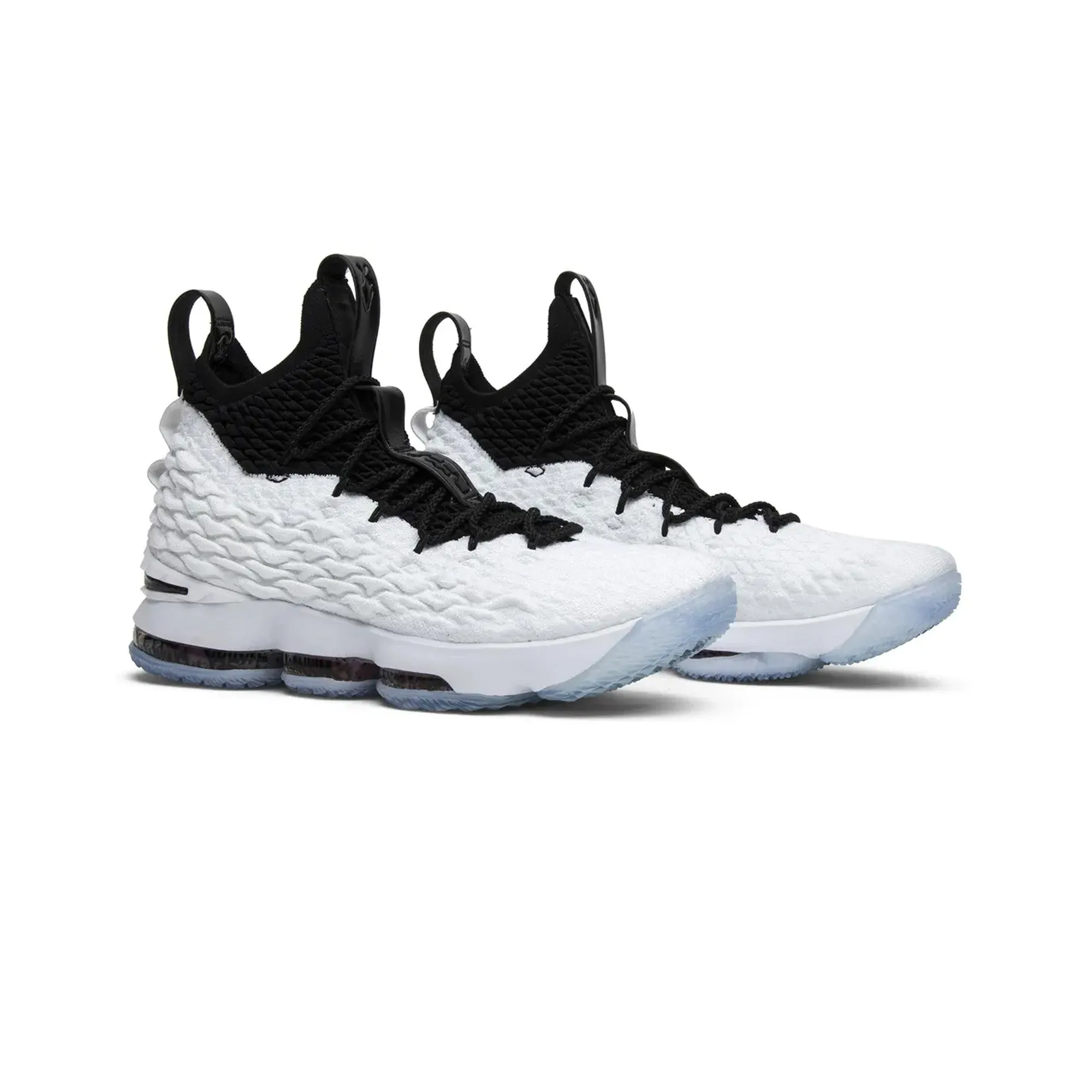 Secure Nike LeBron 15 'Graffiti' (2018)