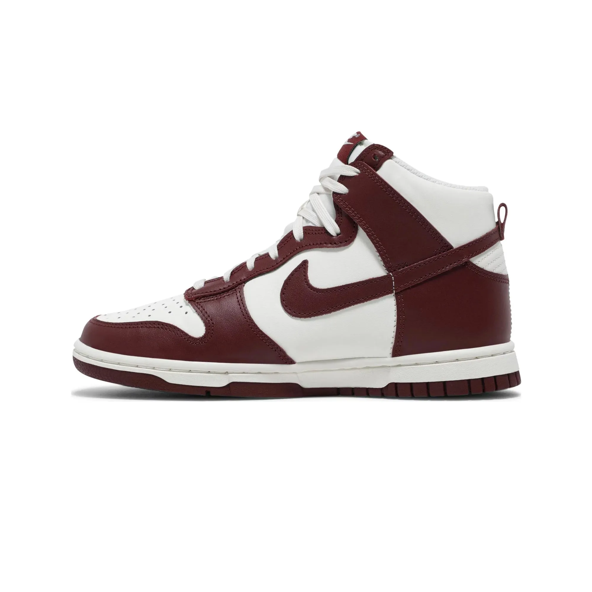 Durable Construction AI Path Dunk High 'Sail Team Red' W