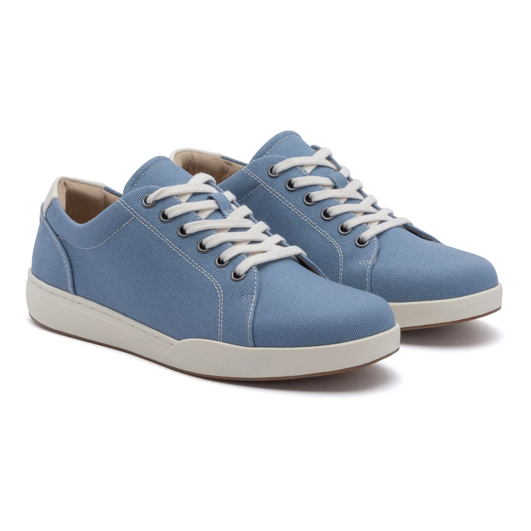 Encore Sneaker Moisture wicking