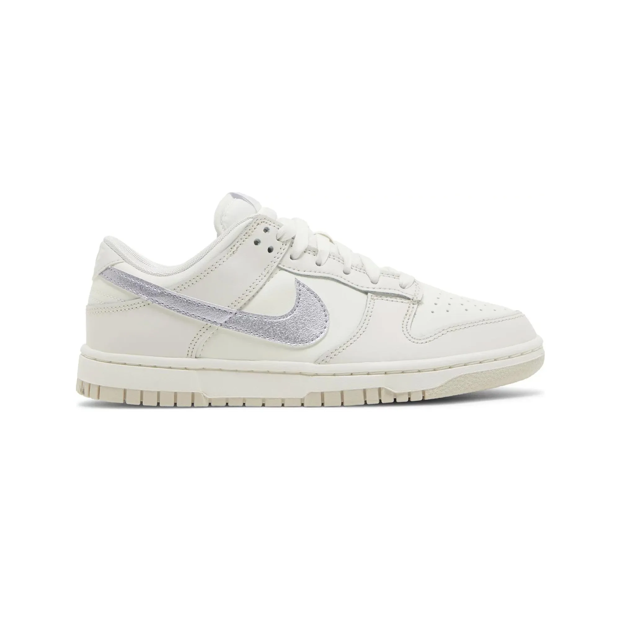 Athletic Nike Dunk Low Essential 'Sail Oxygen Purple' Women's (2023)