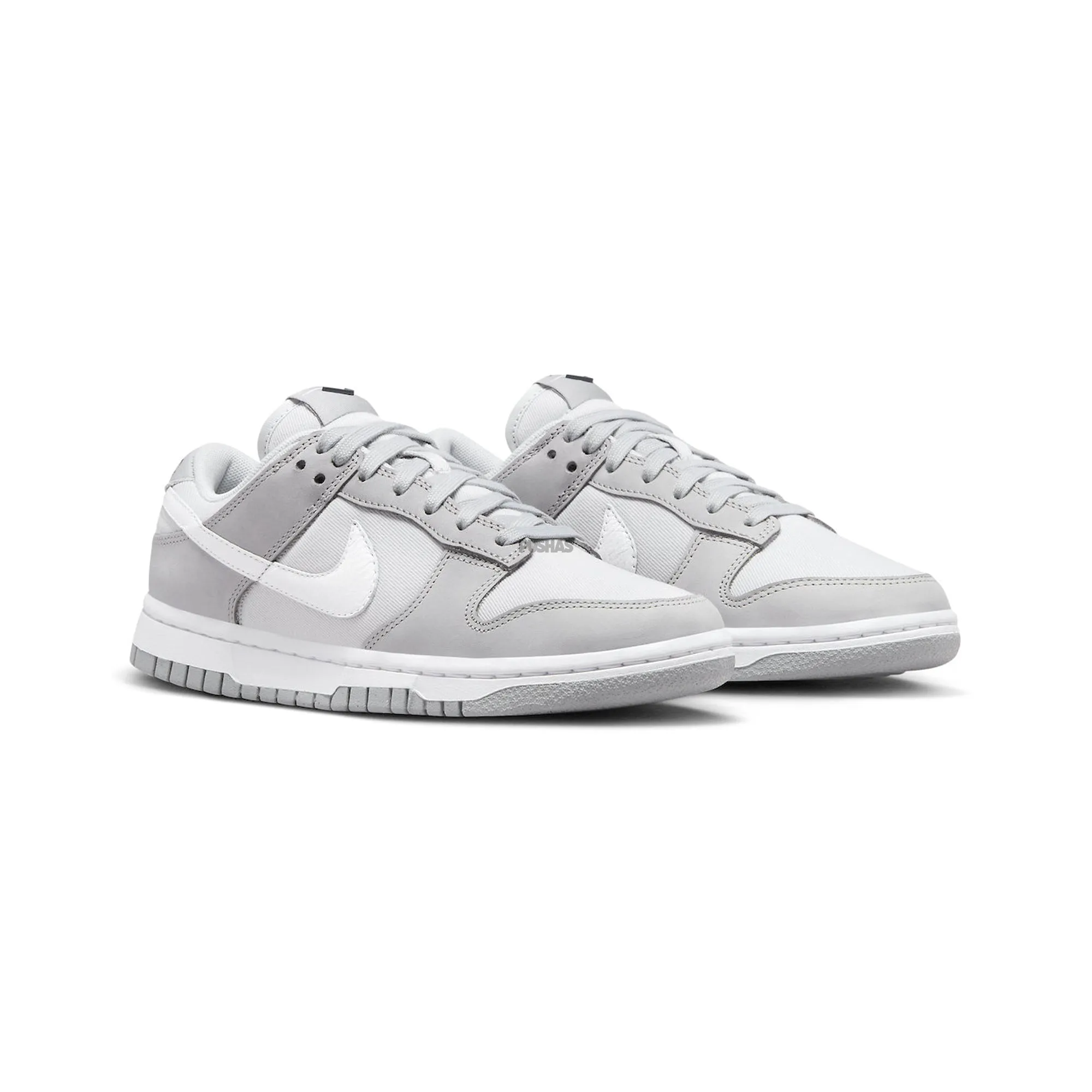 Eco Friendly Office Workers Nike Dunk Low LX 'Light Smoke Grey' Women's  (2023)