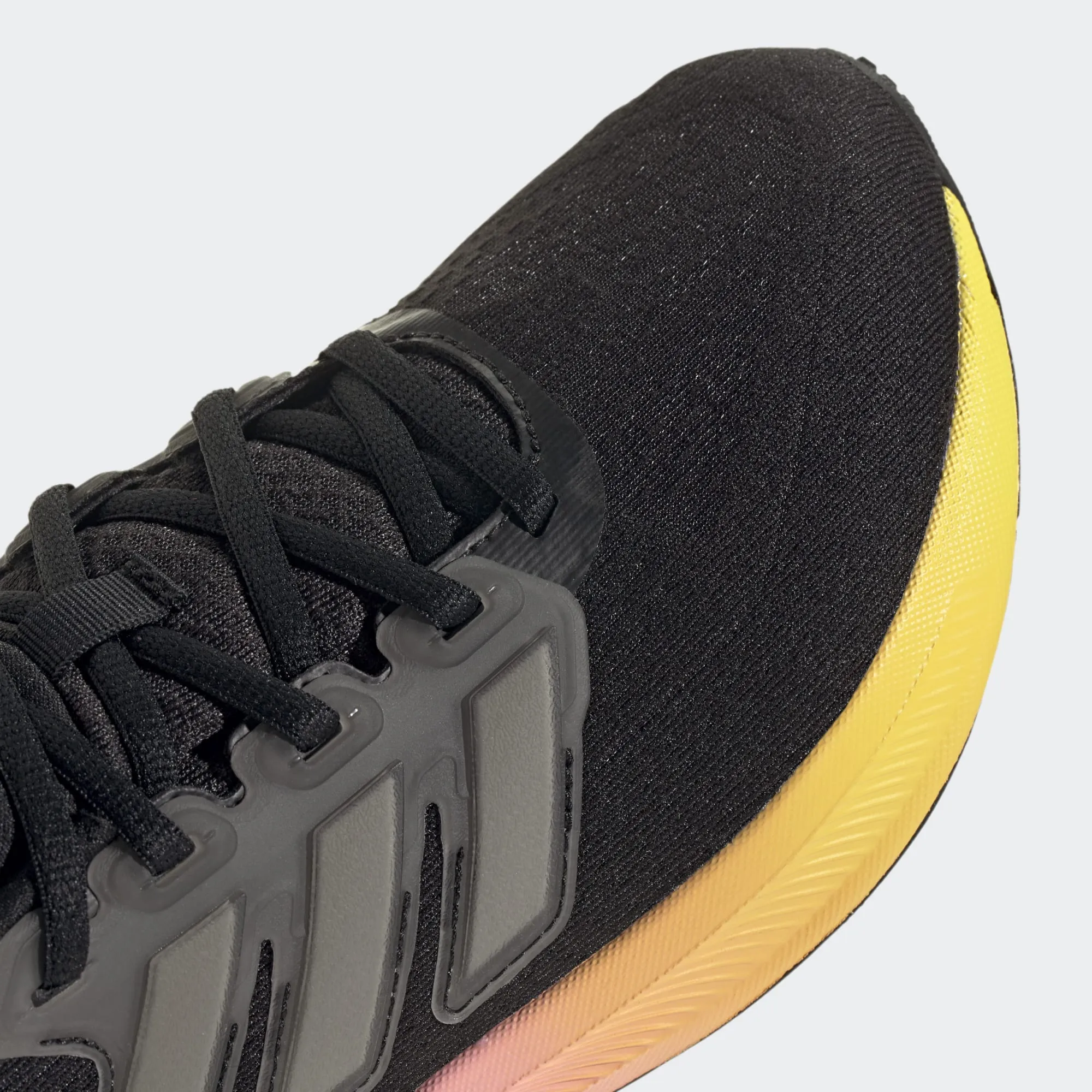 KIDS' ULTRABOUNCE 5 Durable outsole Breathable mesh