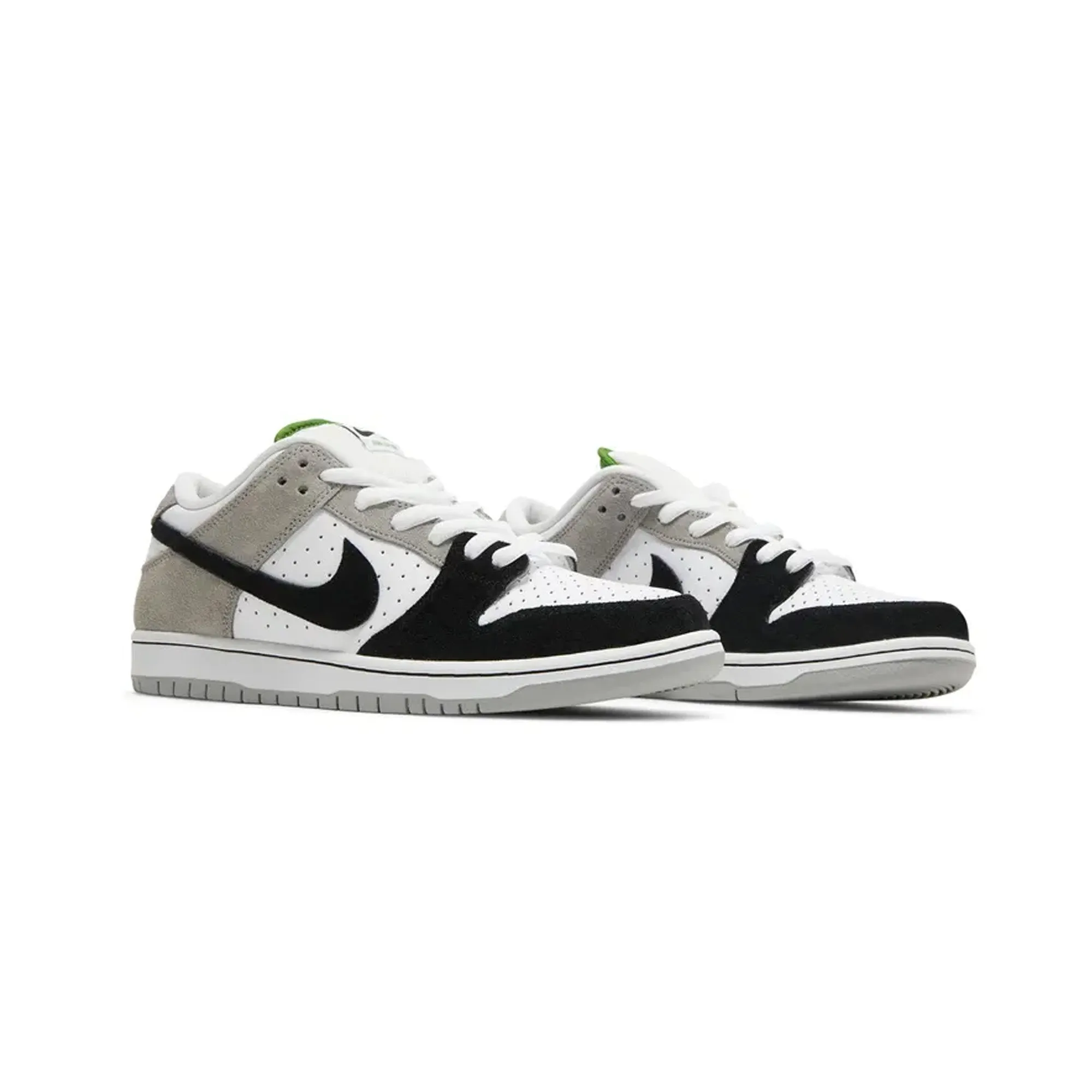 Slip Safe Nike SB Dunk Low 'Chlorophyll' (2022)
