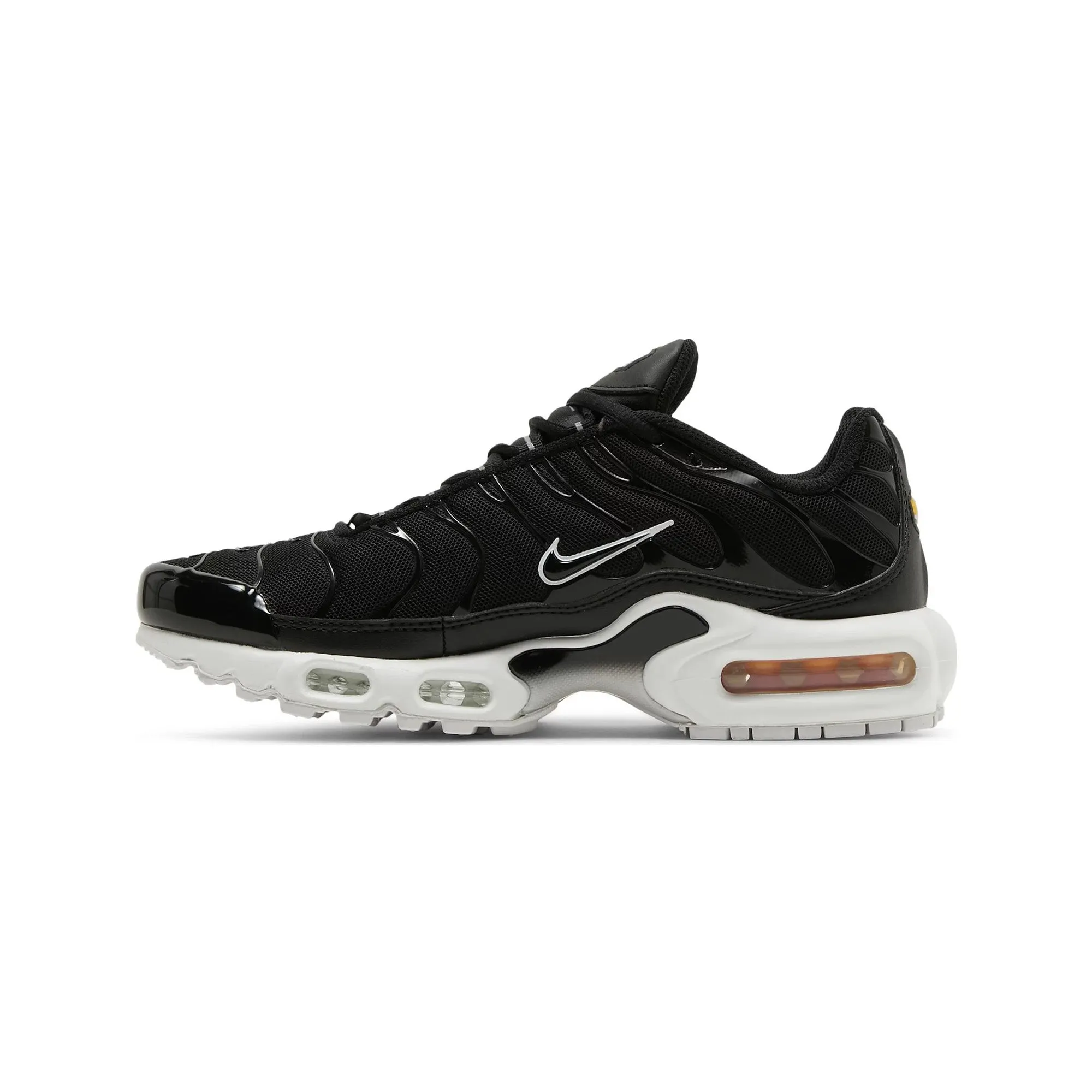 Nike Air Max Plus TN 'Black White' Women's (2022) Waterproof Standing All Comfort Walk