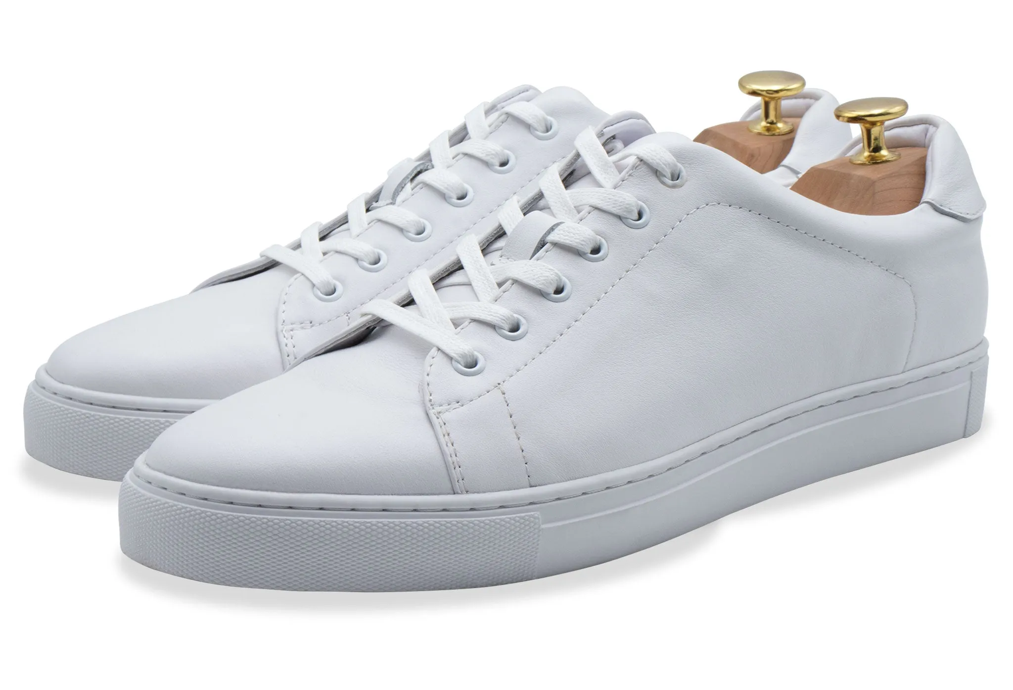 Energy Boost Brave Walk Loreto All White Sneakers