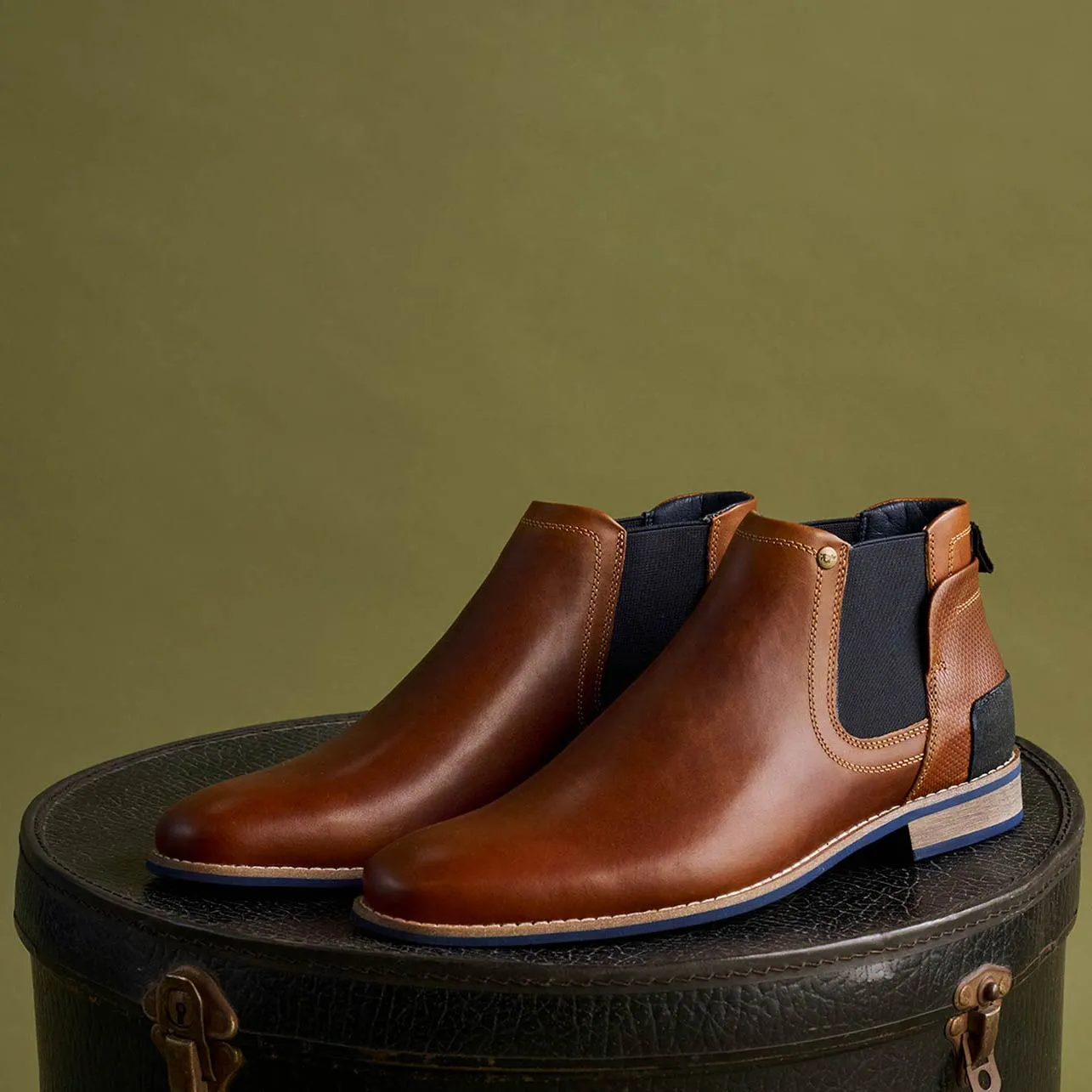 Charity Ball Dion Chelsea Boots Tan