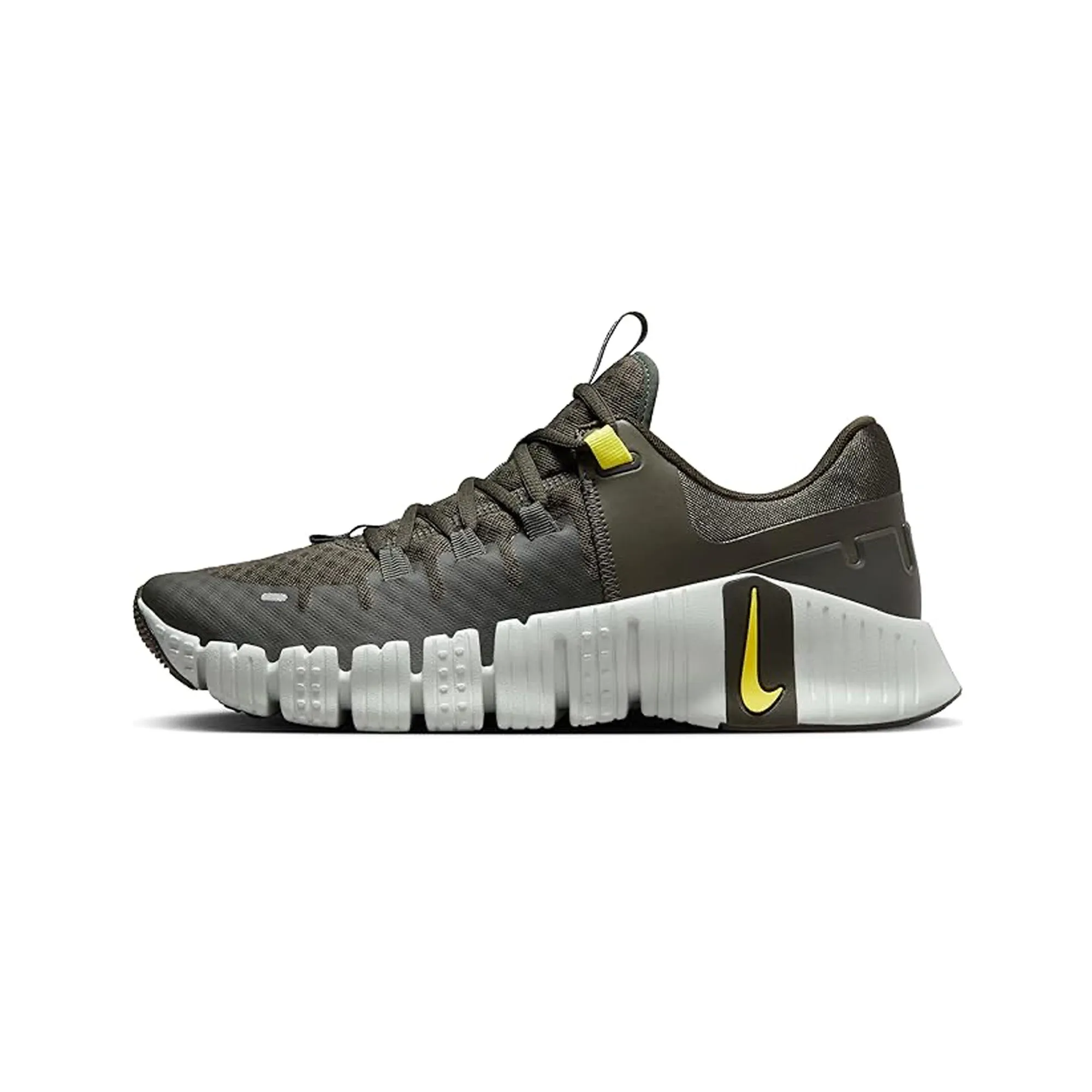 Modern Nike Free Metcon 5 'Sequoia High Voltage' (2023)
