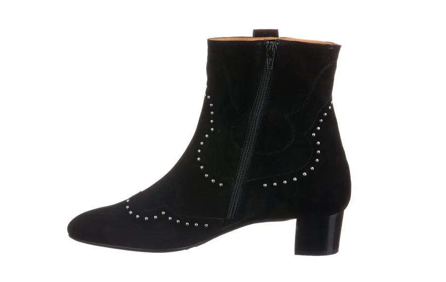 Breathable Weekend Wanderer Slip Resistant Rough Trail Hiker Via Starstudded