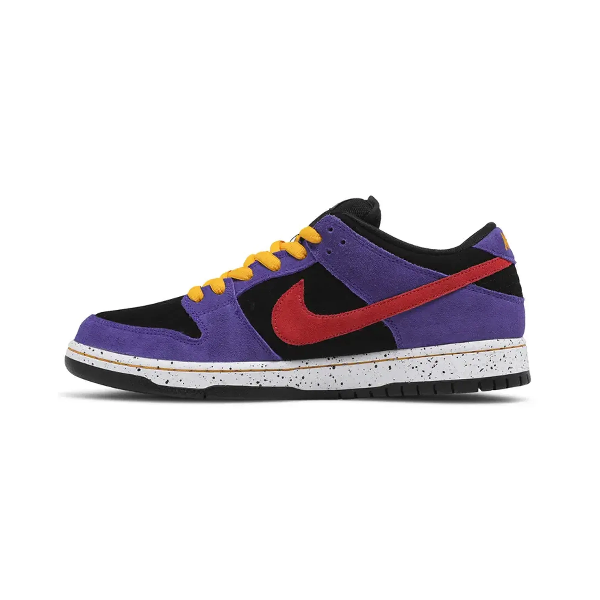 Nike SB Dunk Low ACG 'Terra' Outfit Key