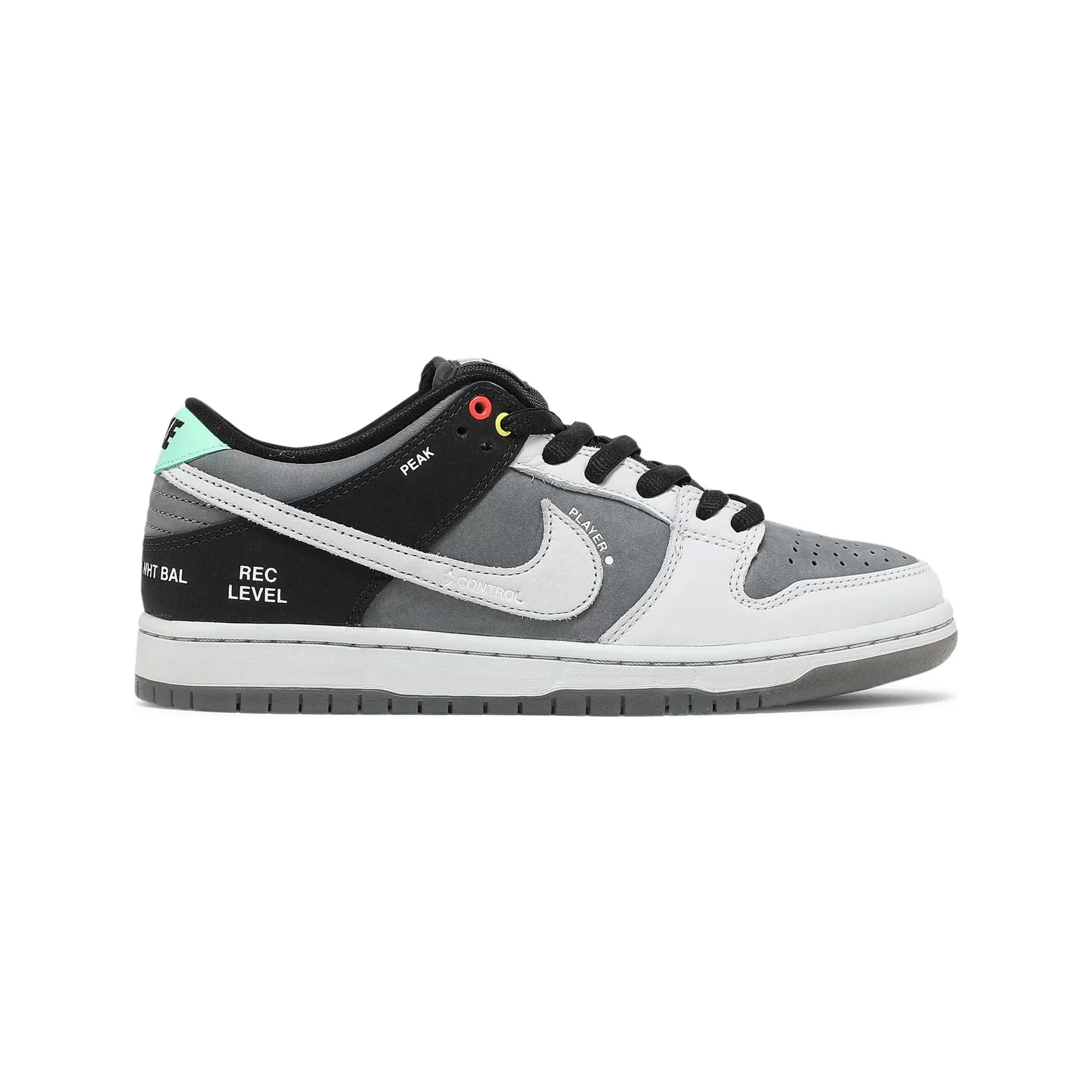 Nike SB Dunk Low 'VX1000' (2021) Long Walk