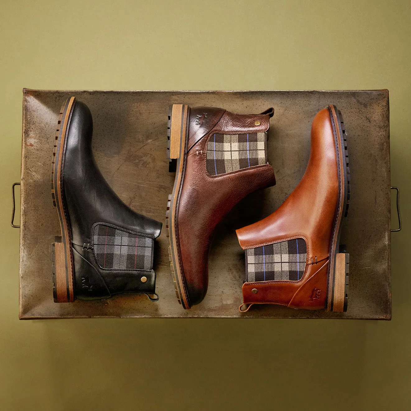 Breathable Rough Trail Hiker Street Sound Waterproof Protection Faraday Chelsea Boots Tan