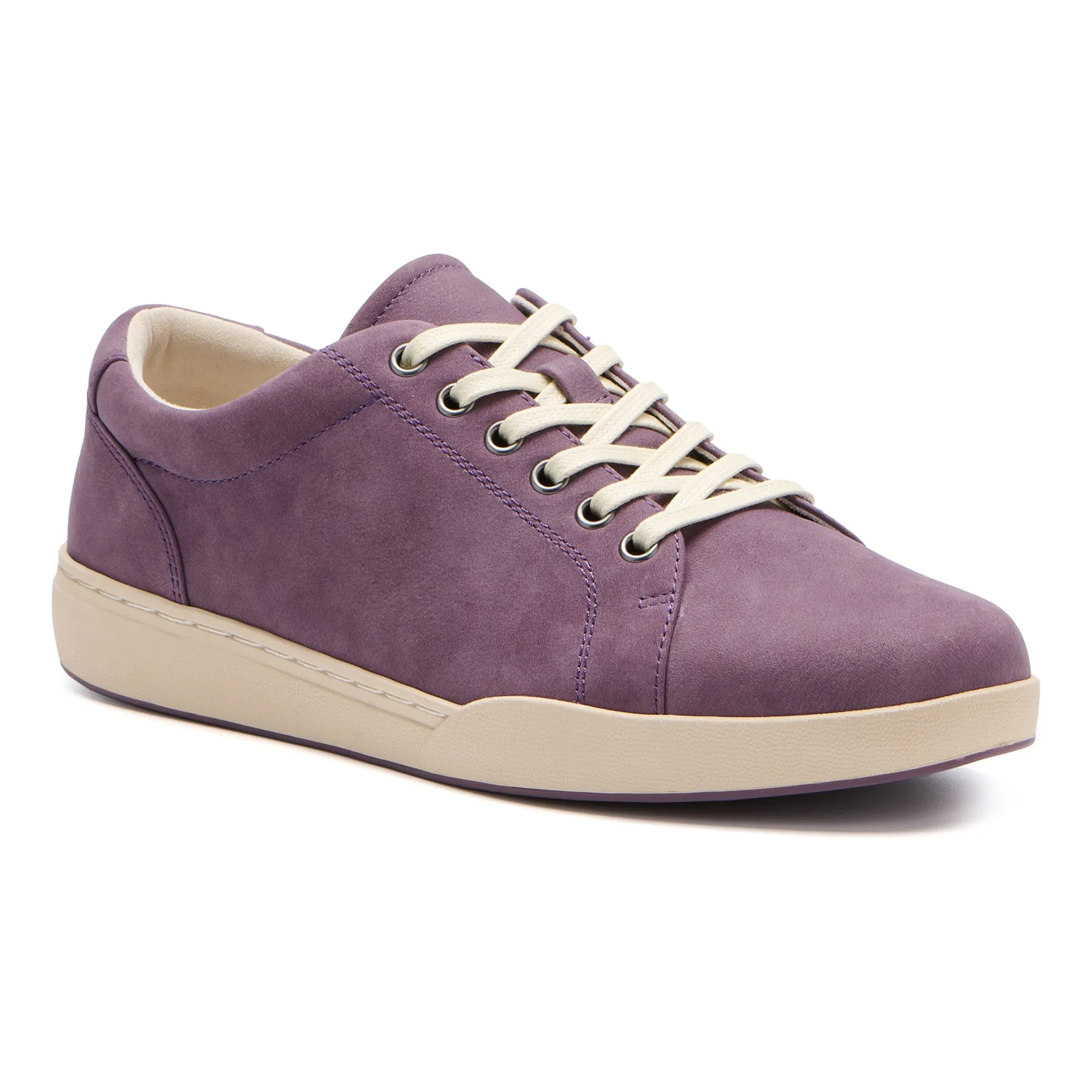 Encore Sneaker Grounded Steps